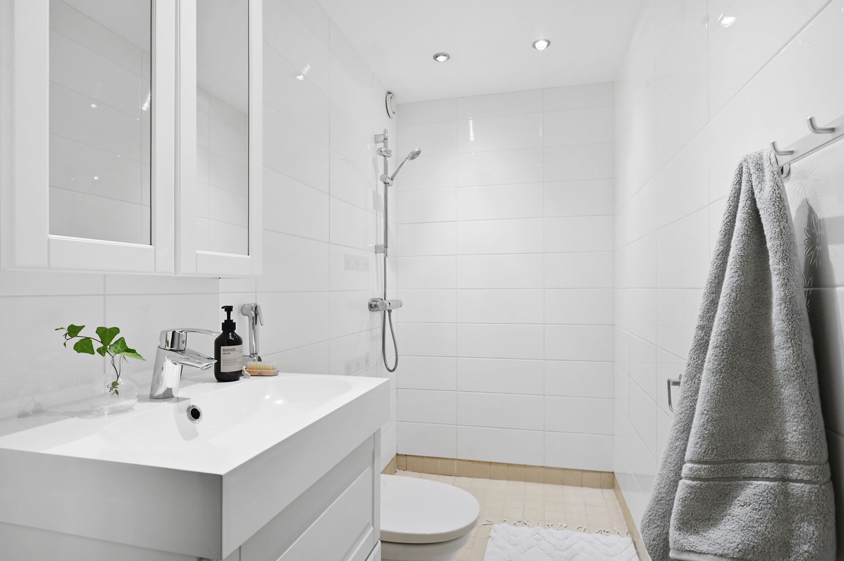 Villa, Radhus, Operettgränd 2, Viksjö - Hummelmora, Järfälla