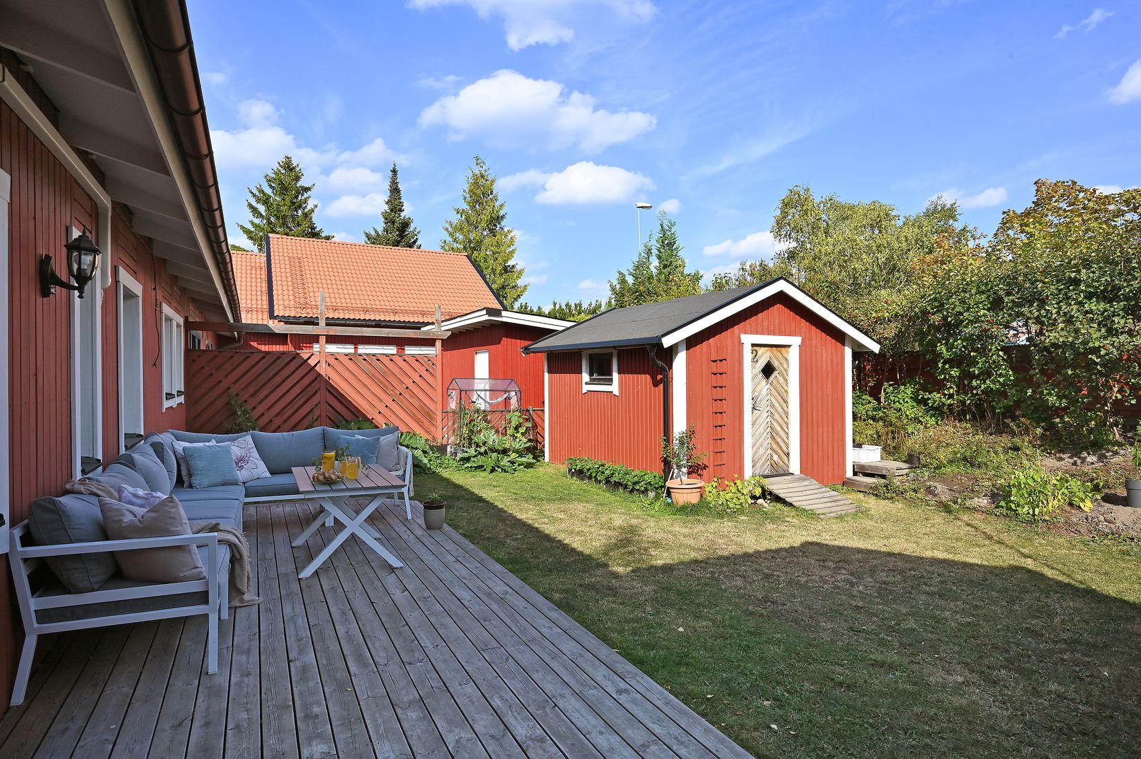 Villa, Radhus, Operettgränd 2, Viksjö - Hummelmora, Järfälla