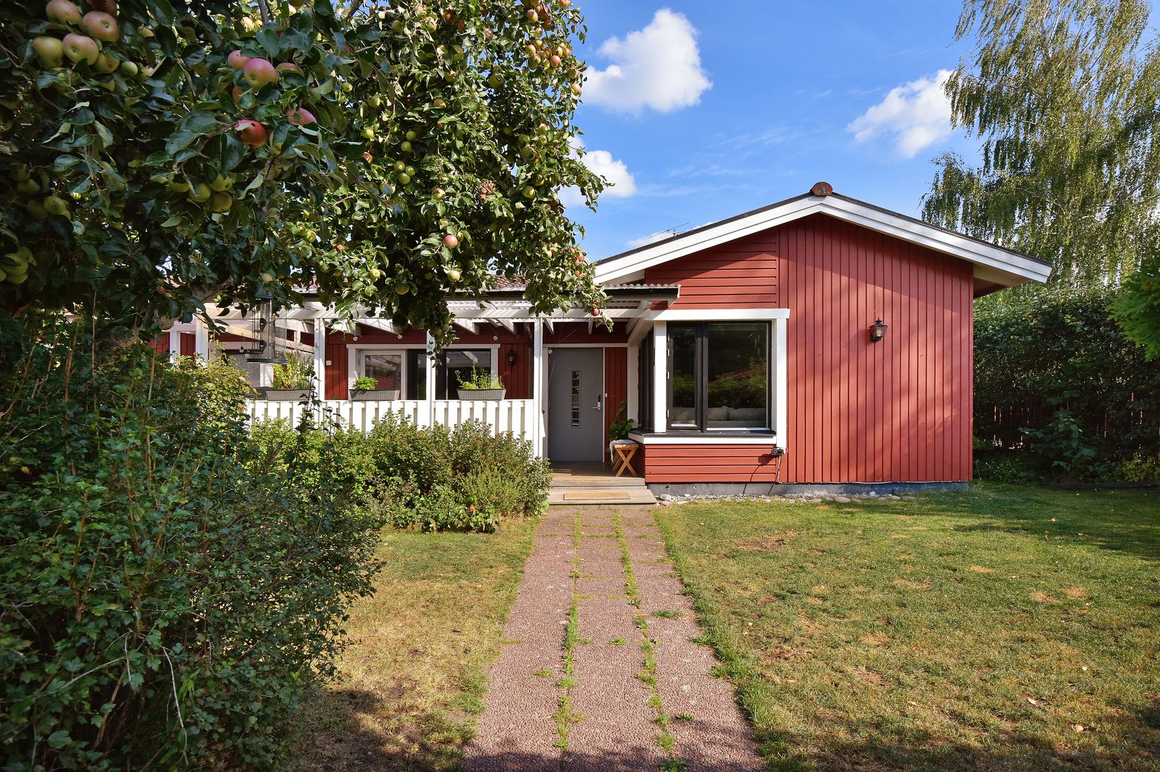 Villa, Radhus, Operettgränd 2, Viksjö - Hummelmora, Järfälla