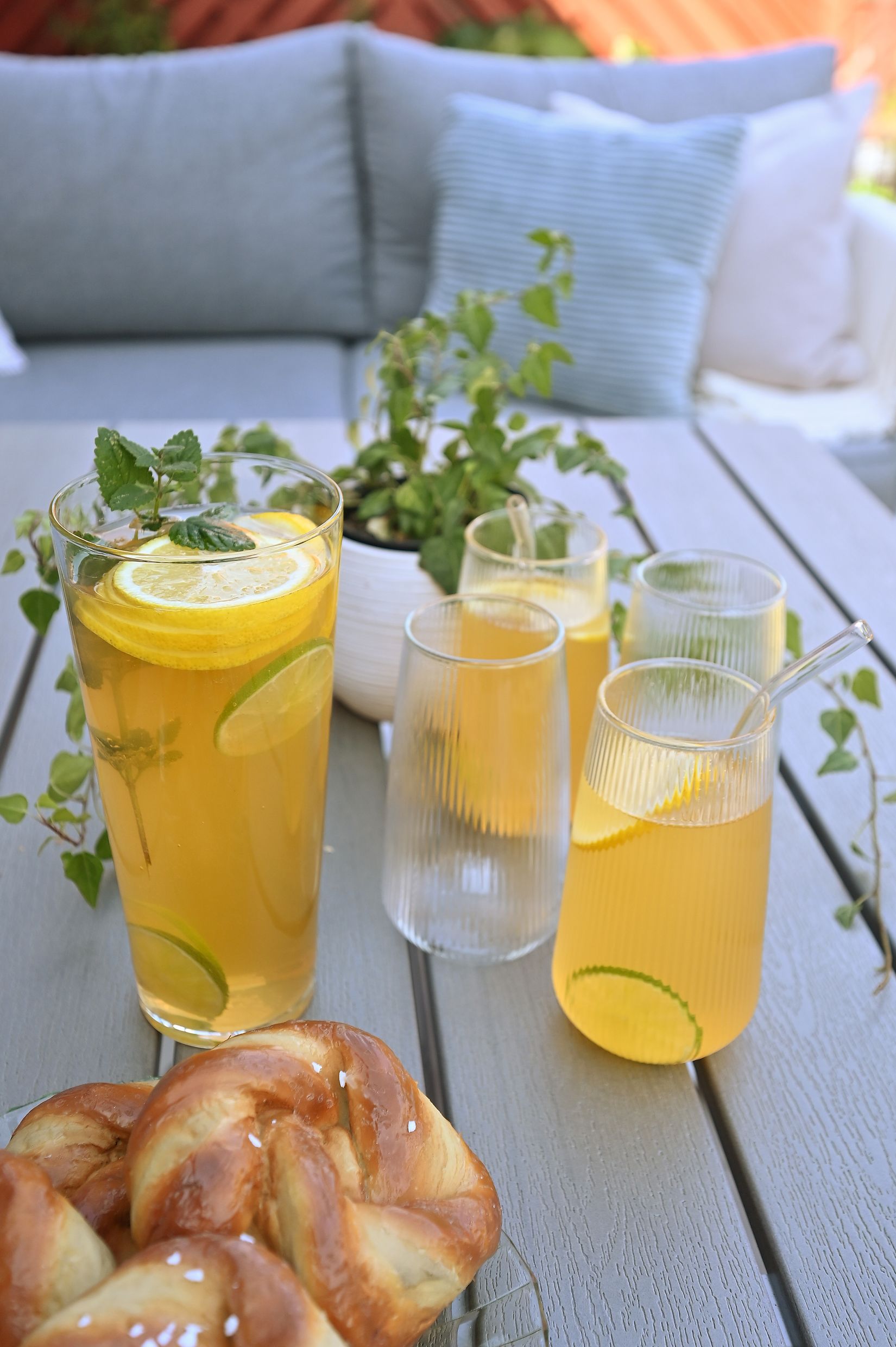 Villa, Radhus, Operettgränd 2, Viksjö - Hummelmora, Järfälla