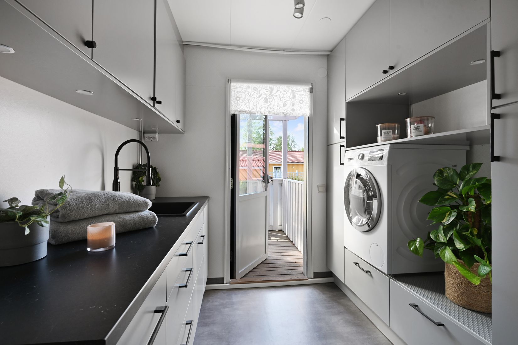 Villa, Radhus, Operettgränd 2, Viksjö - Hummelmora, Järfälla