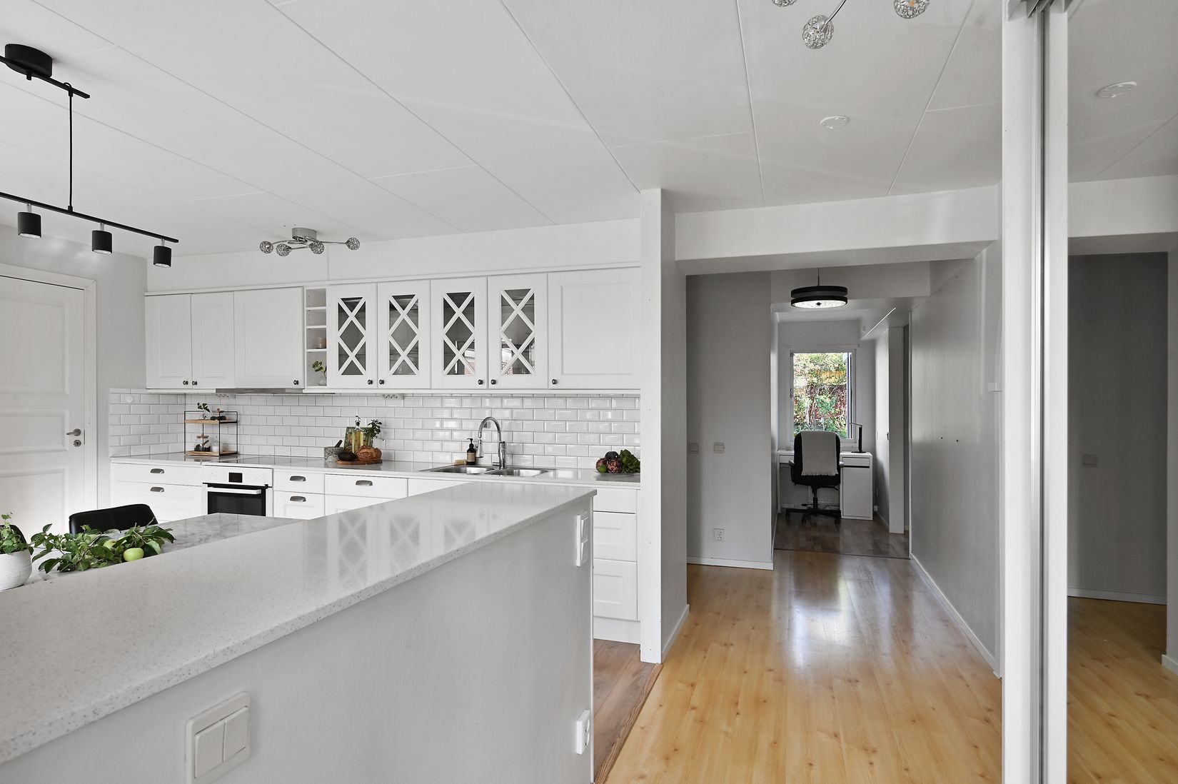 Villa, Radhus, Operettgränd 2, Viksjö - Hummelmora, Järfälla