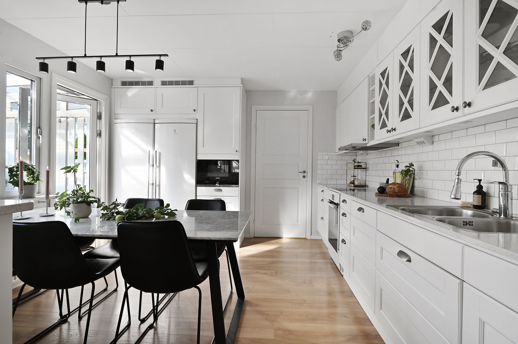 Villa, Radhus, Operettgränd 2, Viksjö - Hummelmora, Järfälla