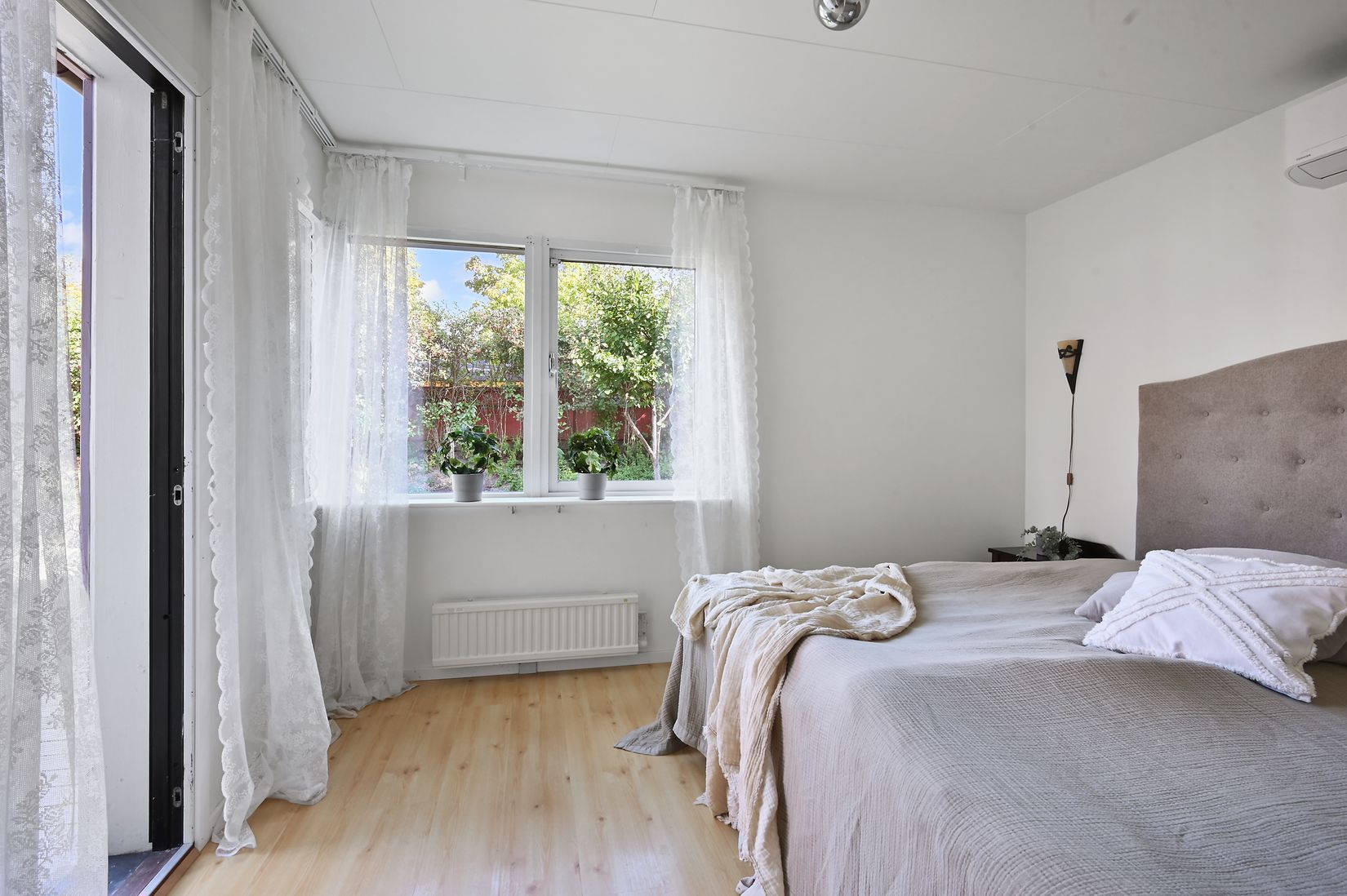 Villa, Radhus, Operettgränd 2, Viksjö - Hummelmora, Järfälla