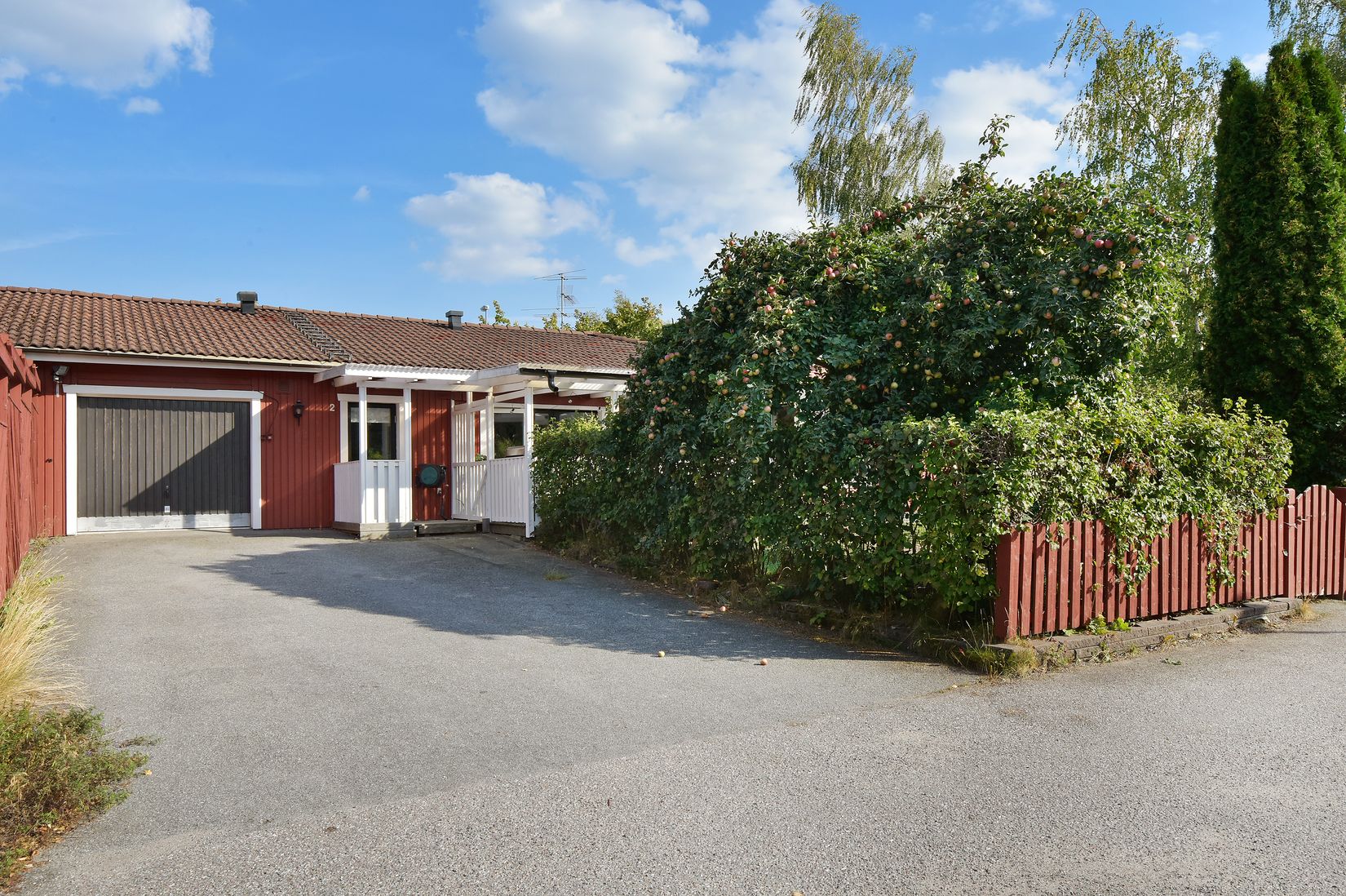 Villa, Radhus, Operettgränd 2, Viksjö - Hummelmora, Järfälla