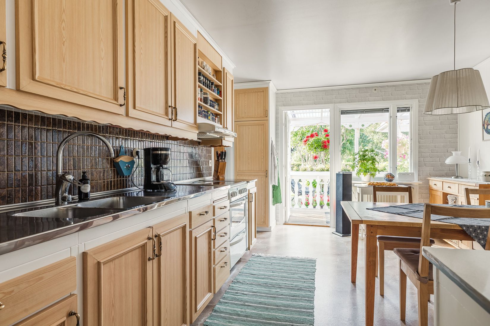 Villa, Urkhagsvägen 3, Kisa, Kinda