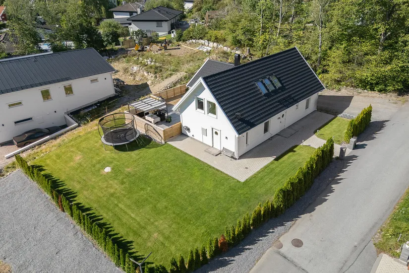 Villa, Björnstiernas väg 28C, Stäket, Järfälla