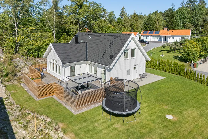 Villa, Björnstiernas väg 28C, Stäket, Järfälla