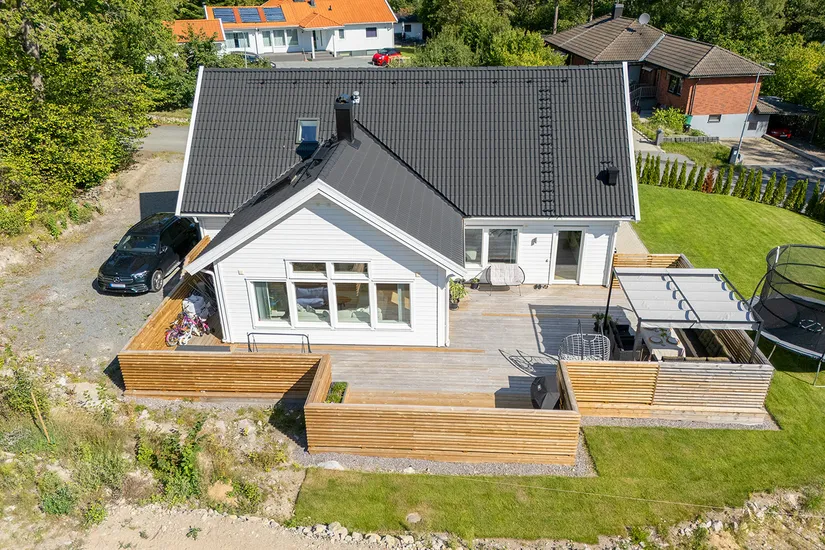 Villa, Björnstiernas väg 28C, Stäket, Järfälla