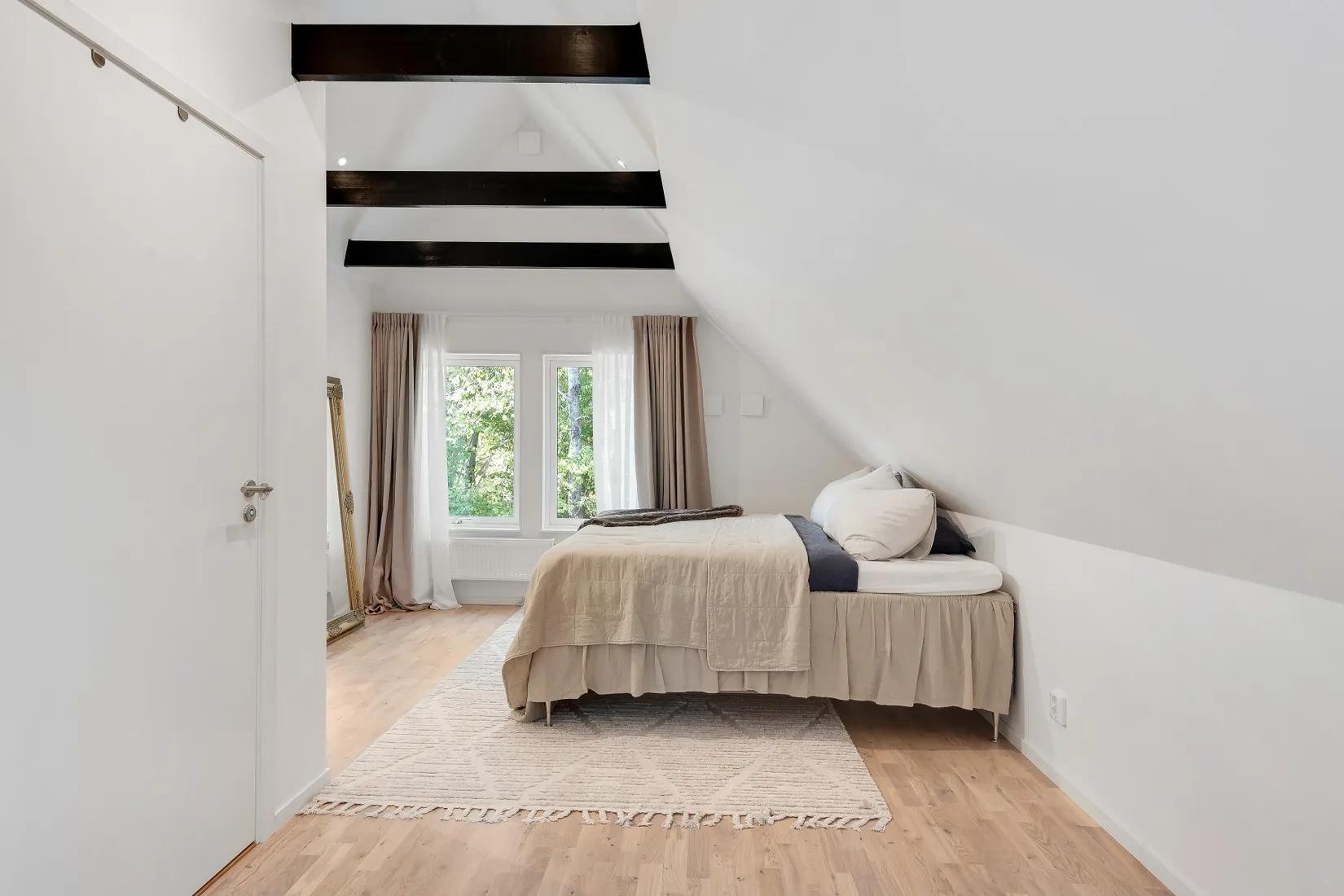 Villa, Björnstiernas väg 28C, Stäket, Järfälla