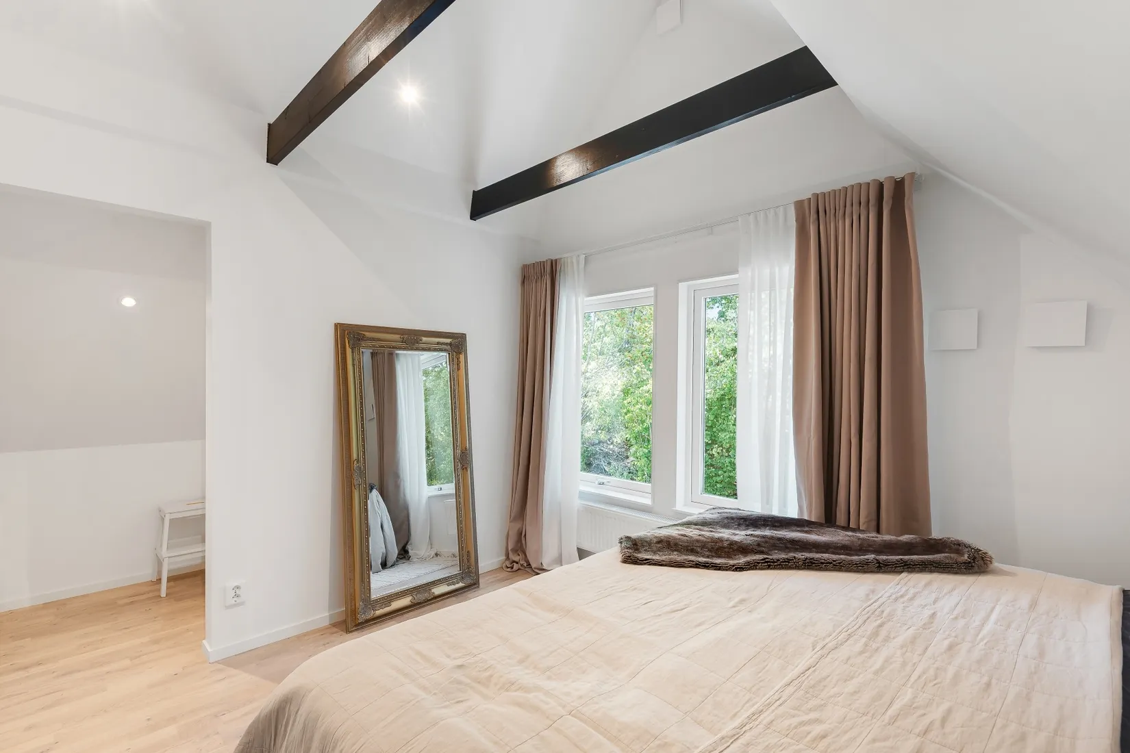 Villa, Björnstiernas väg 28C, Stäket, Järfälla