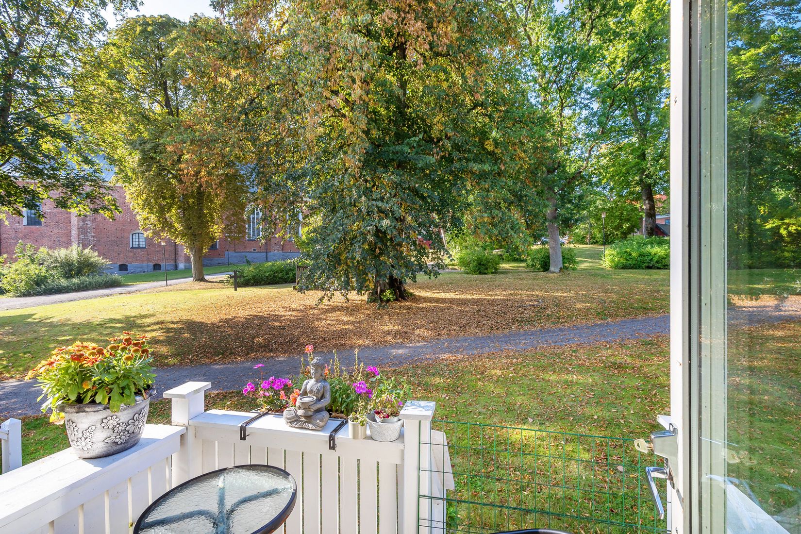 Bostadsrätt, Kyrkogatan 1F, Centralt vid Kyrkberget, Strängnäs