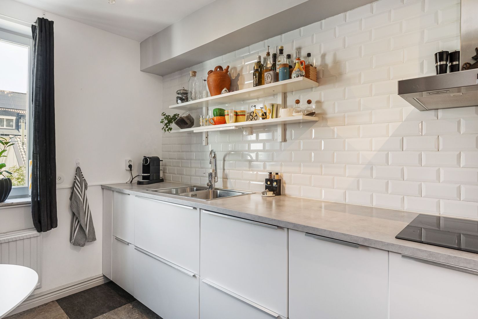 Bostadsrätt, Kyrkogatan 1F, Centralt vid Kyrkberget, Strängnäs