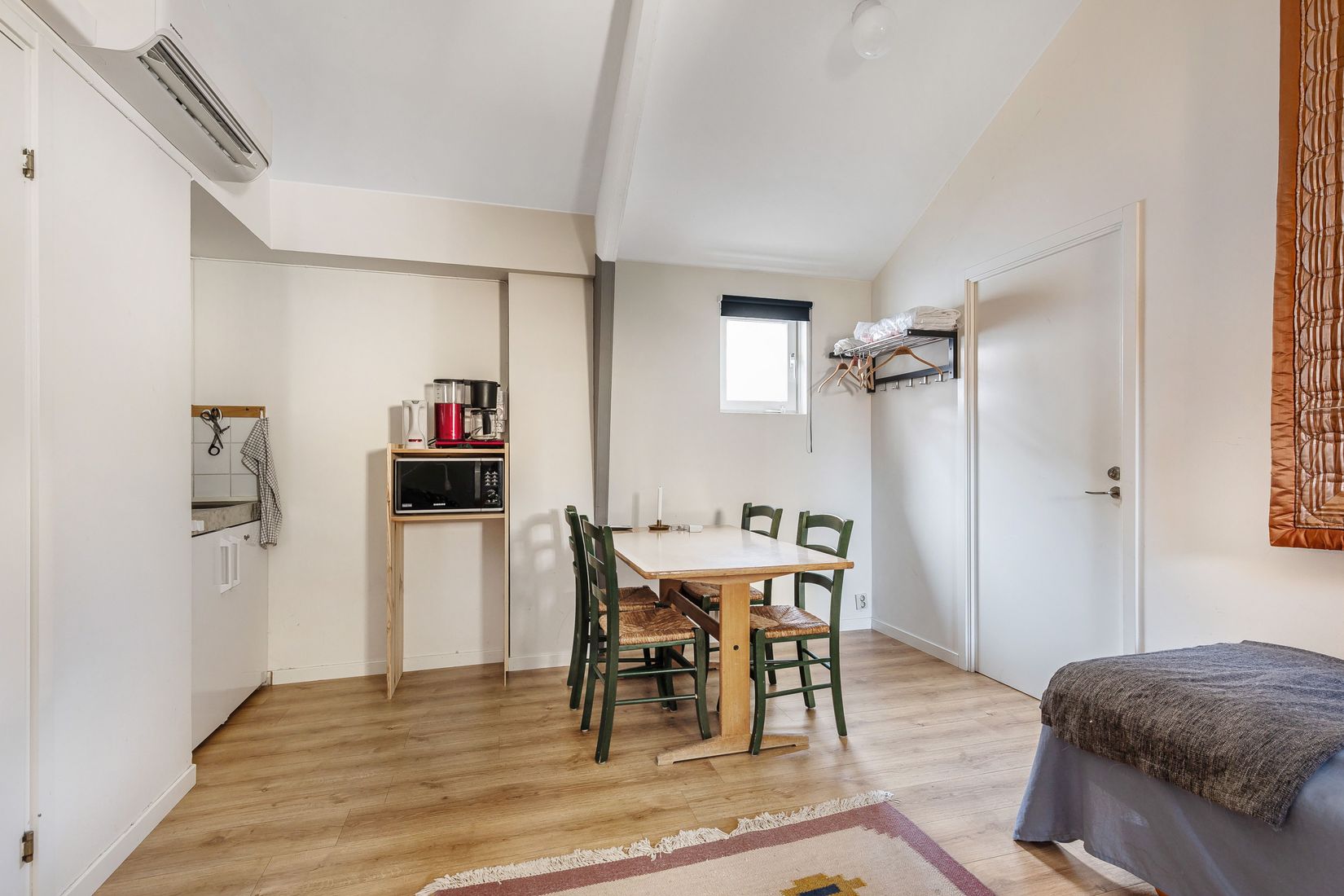 Bostadsrätt, Kyrkogatan 1F, Centralt vid Kyrkberget, Strängnäs