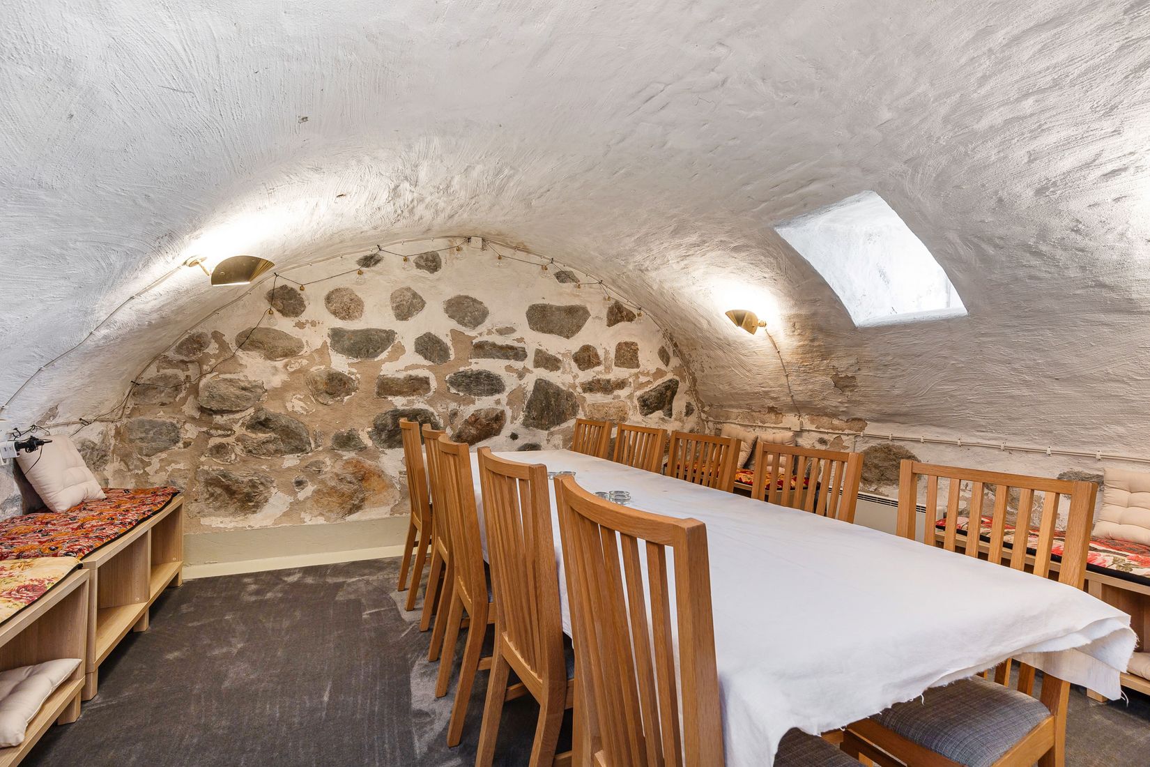 Bostadsrätt, Kyrkogatan 1F, Centralt vid Kyrkberget, Strängnäs