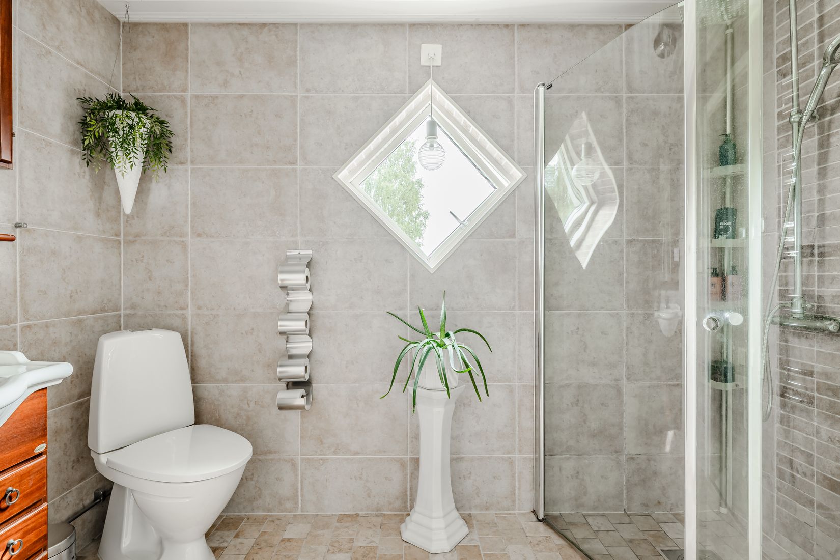 Villa, Väsbyvägen 4, Grums