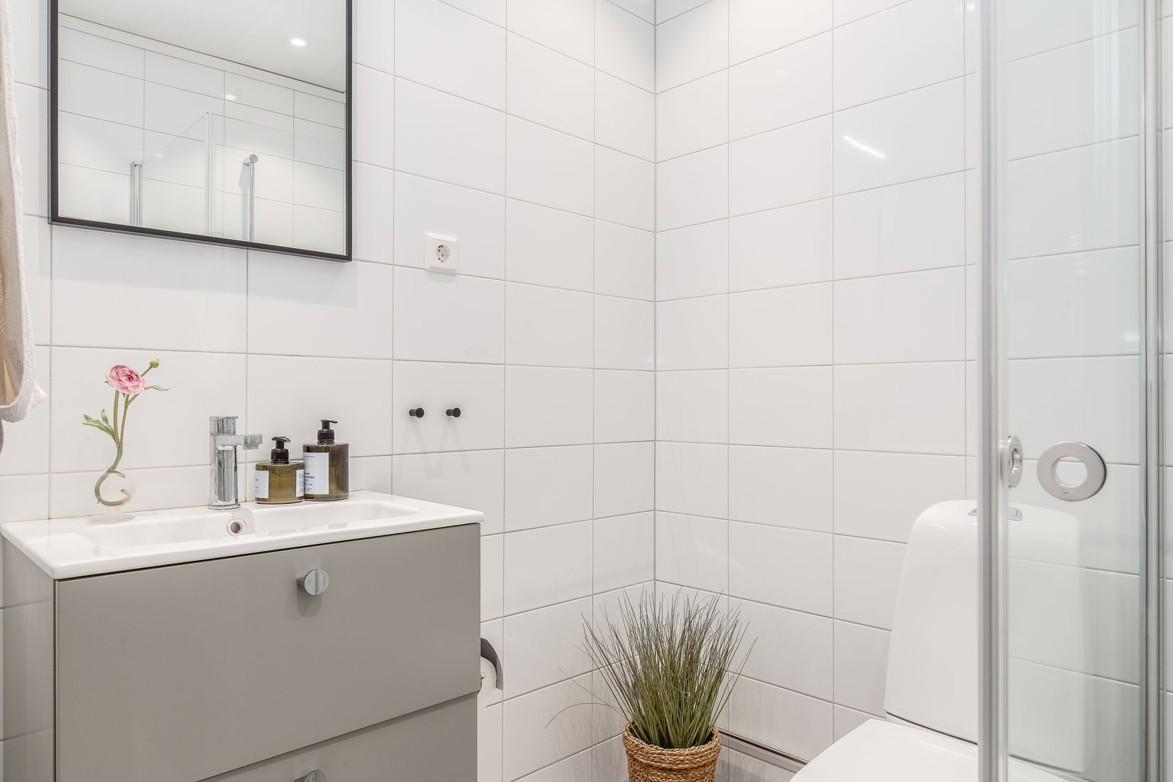 Radhus, Plåtslagarvägen 32, Mörtnäs, Värmdö