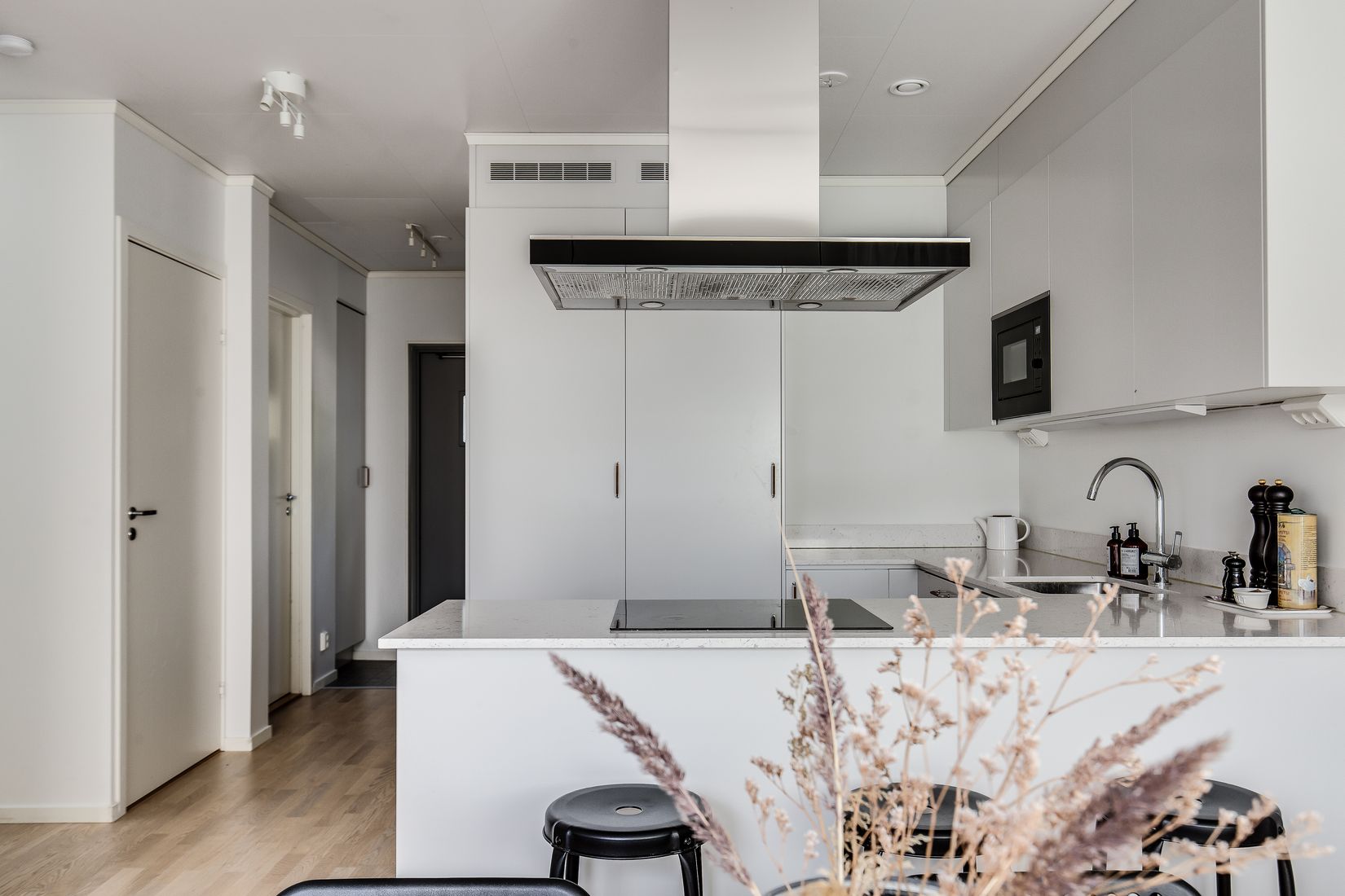 Radhus, Plåtslagarvägen 32, Mörtnäs, Värmdö