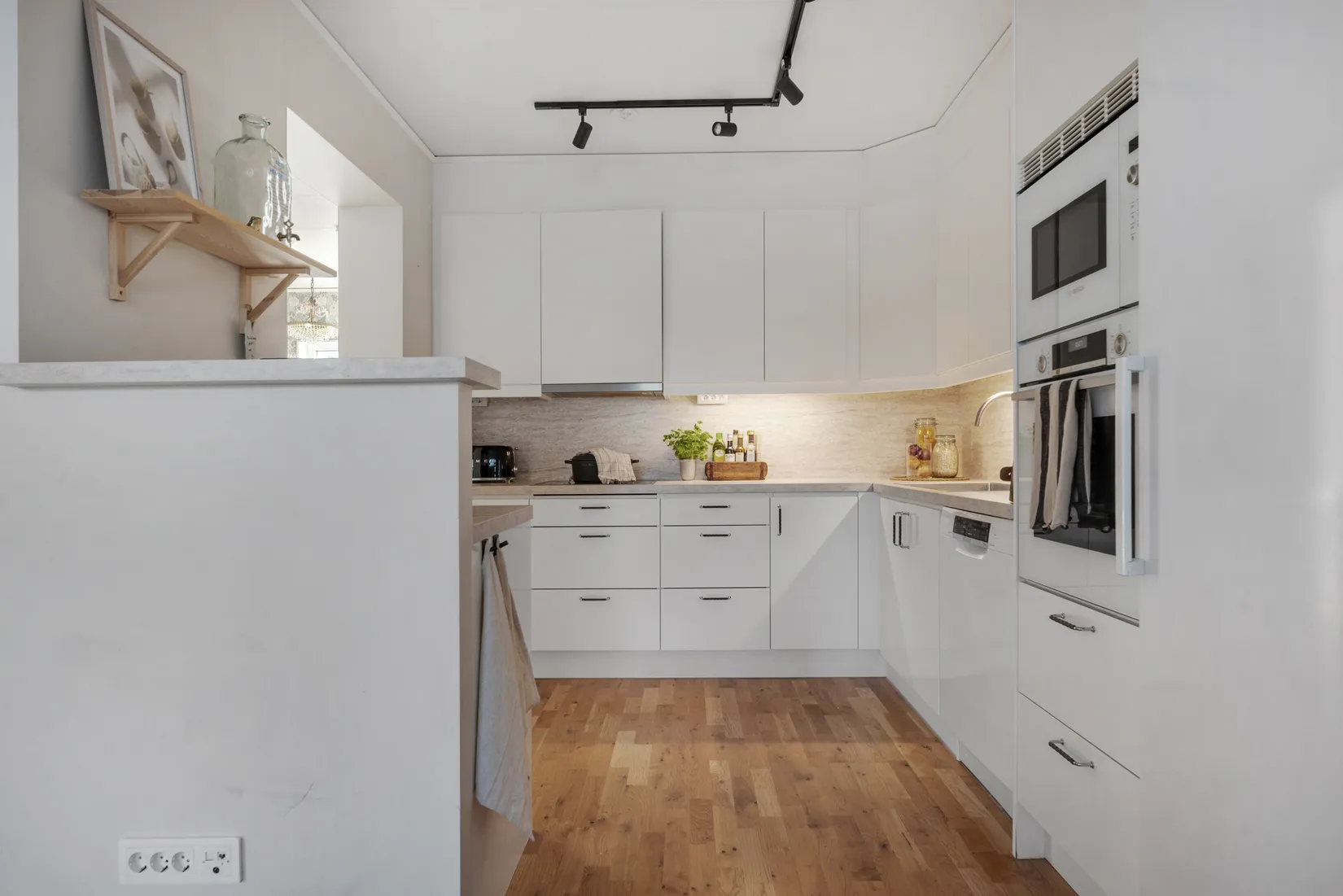 Bostadsrätt, Radhus, Gravensteinervägen 67, Hälltorp, Trollhättan