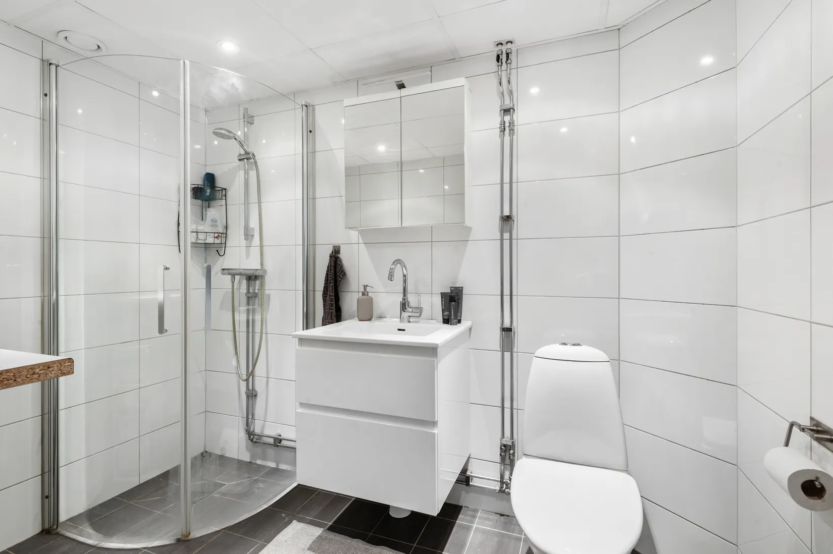 Bostadsrätt, Värtavägen 84, Viggbyholm, Täby