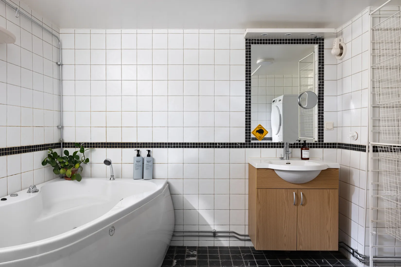Radhus, Ljusnevägen 78, Bagarmossen, Stockholm