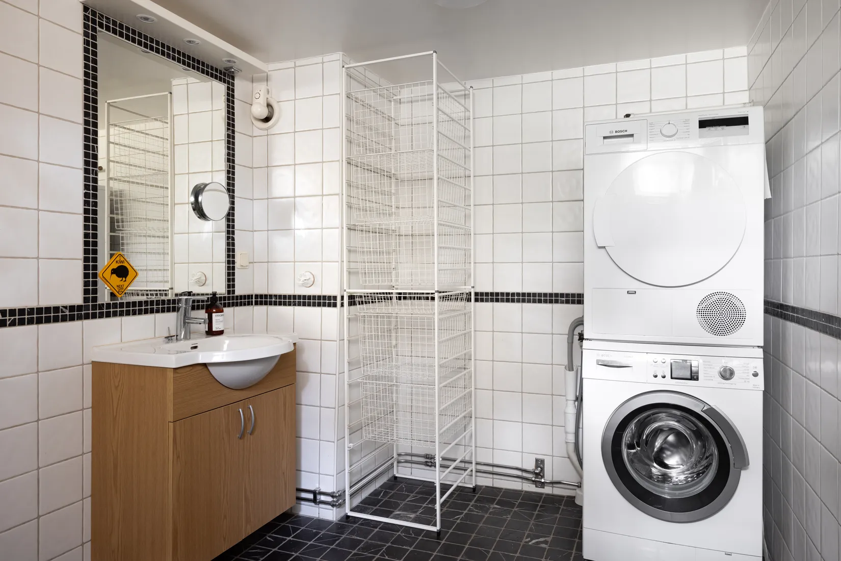 Radhus, Ljusnevägen 78, Bagarmossen, Stockholm