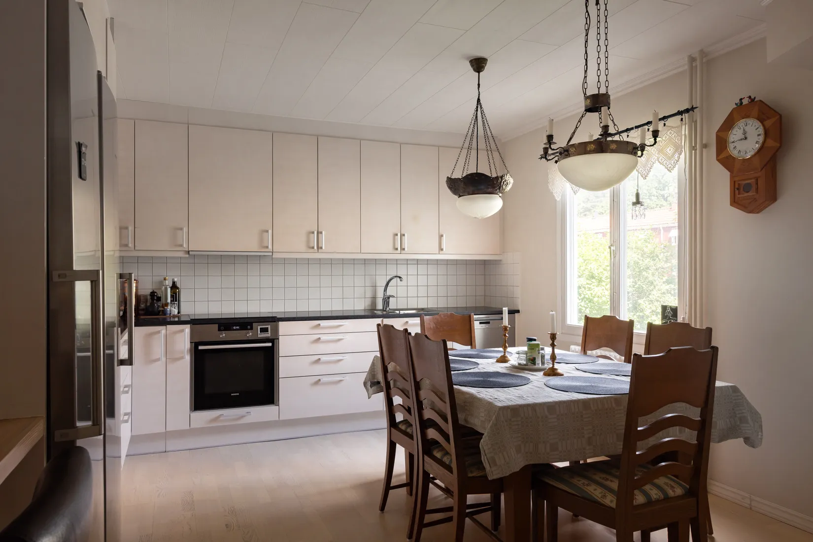 Radhus, Ljusnevägen 78, Bagarmossen, Stockholm