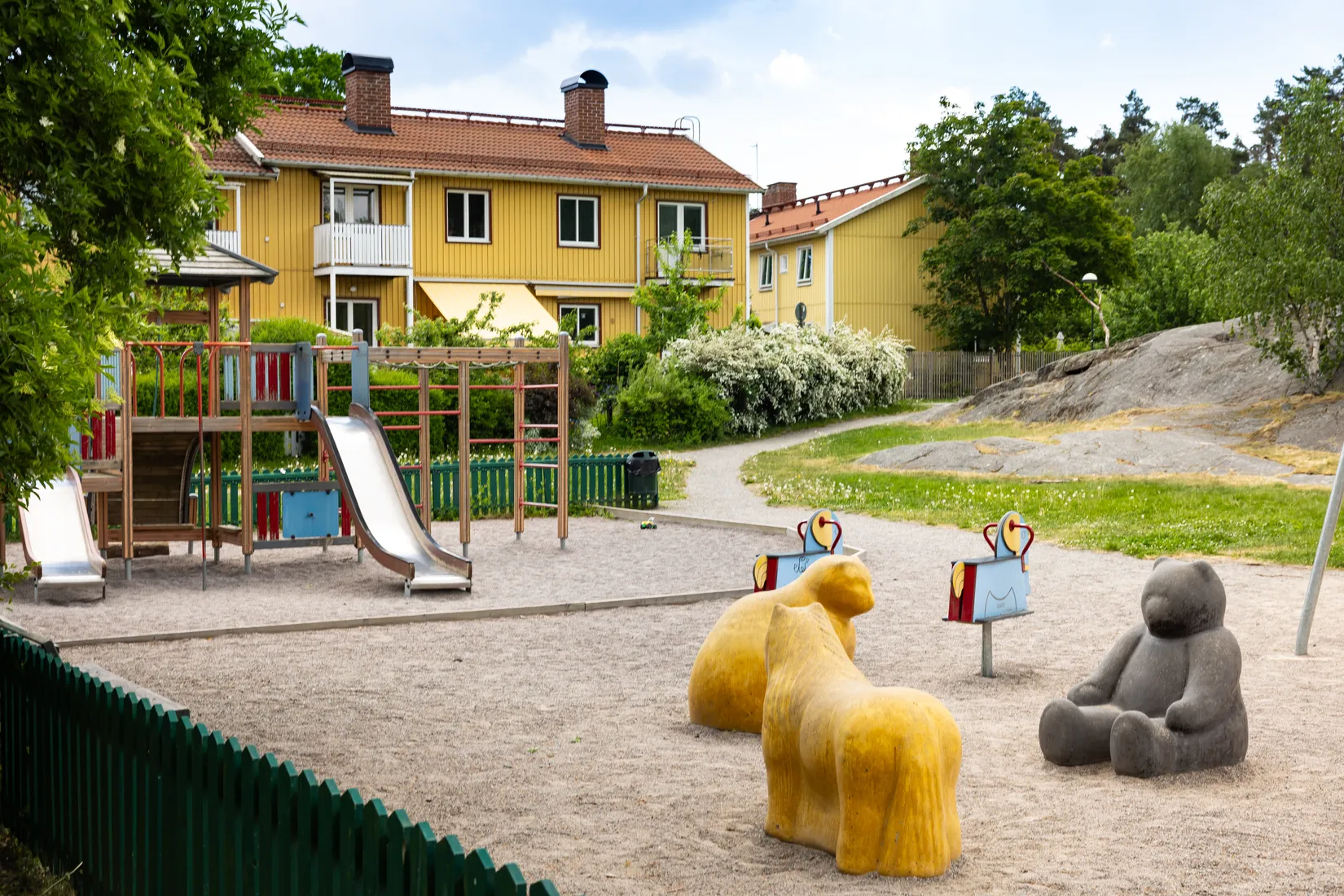 Radhus, Ljusnevägen 78, Bagarmossen, Stockholm