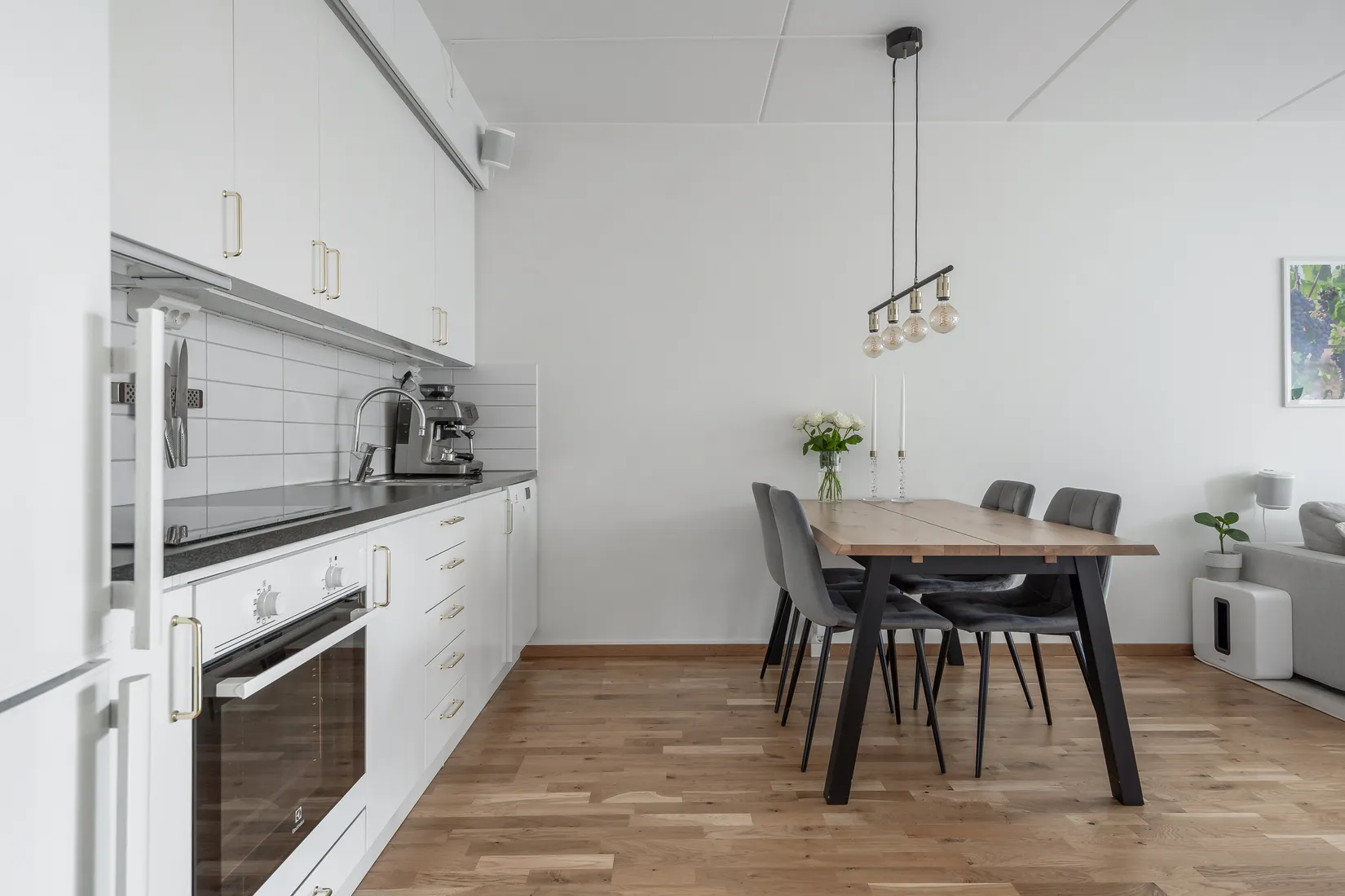 Bostadsrätt, Funäsgatan 8, (1103/123), Råcksta / Vällingby Parkstad, Stockholm