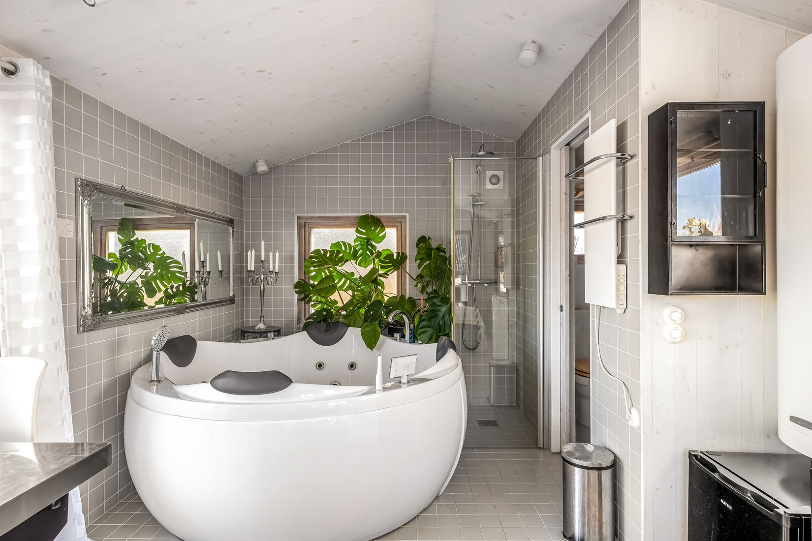 Villa, Sankt Eriks Väg 12, Stäket, Järfälla