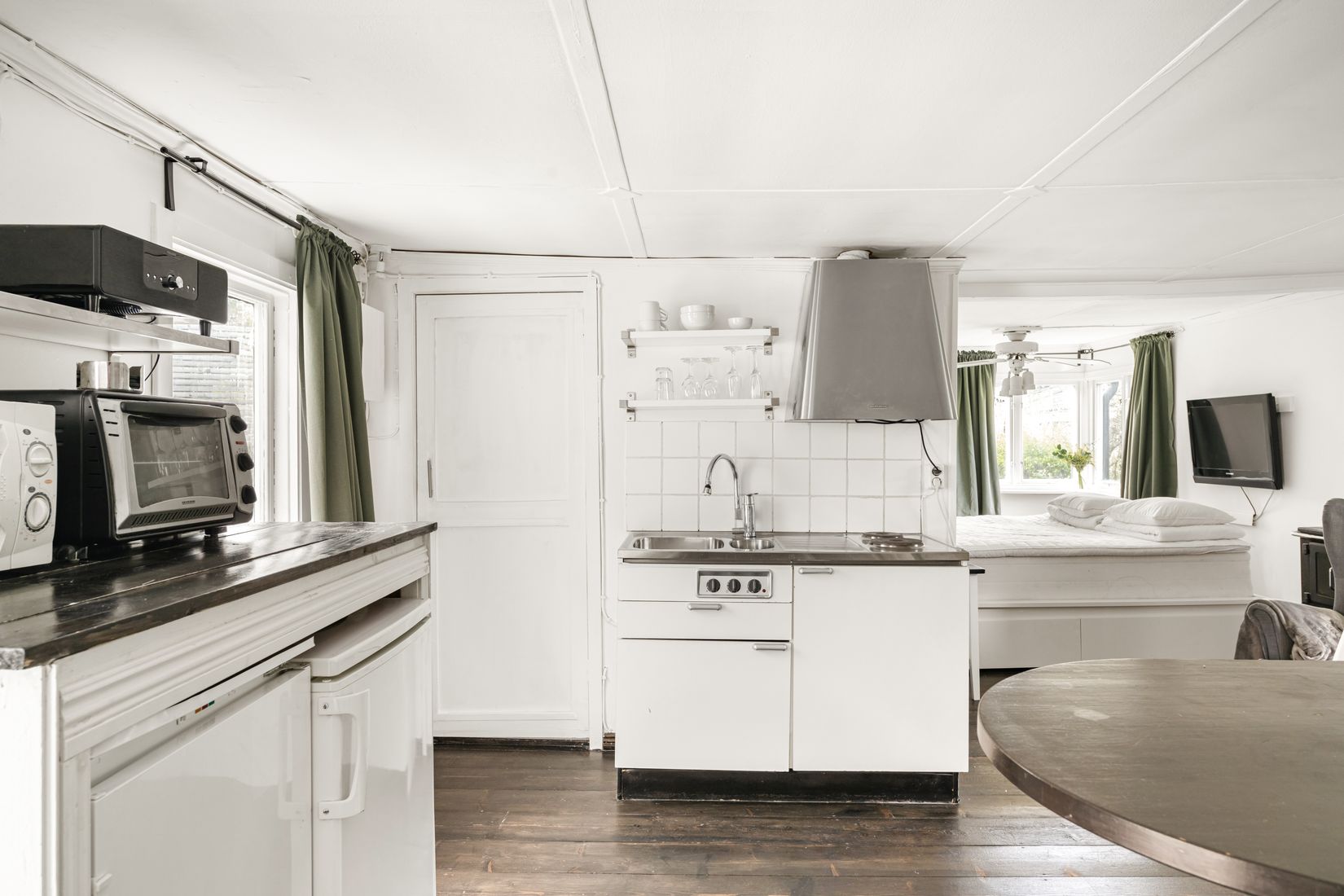 Villa, Sankt Eriks Väg 12, Stäket, Järfälla