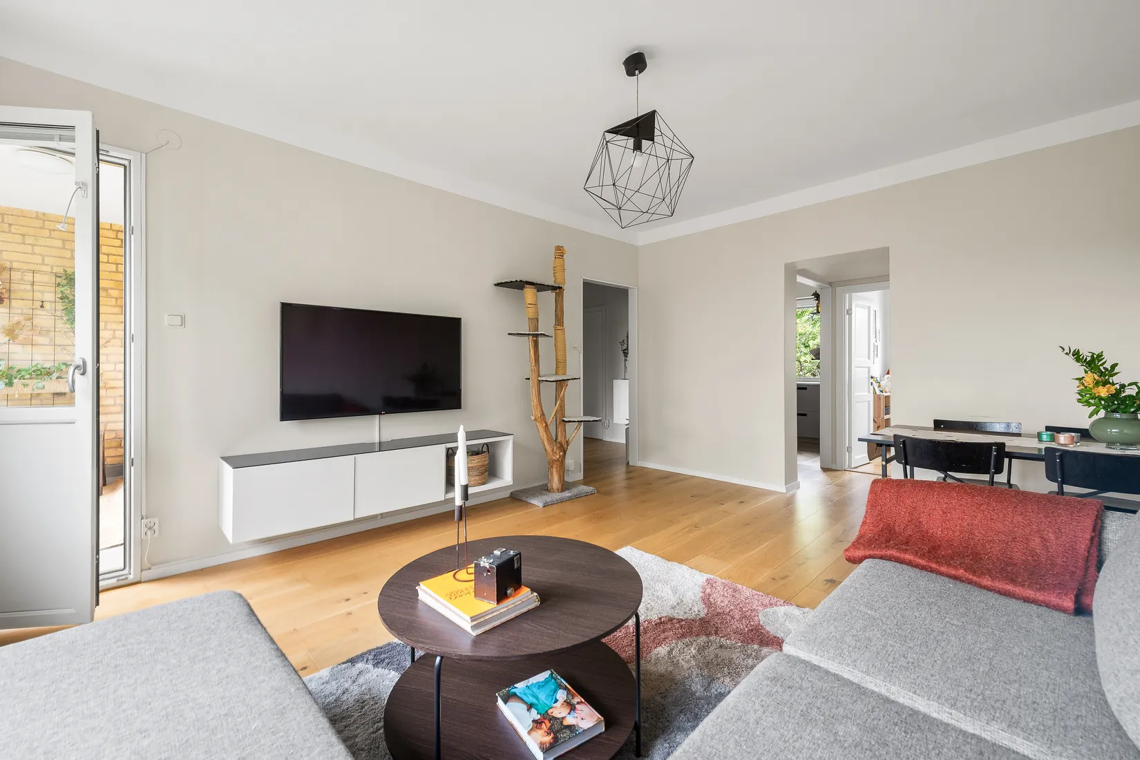 Bostadsrätt, Snörmakarvägen 49, 3 tr., Bromma / Åkeshov, Stockholm