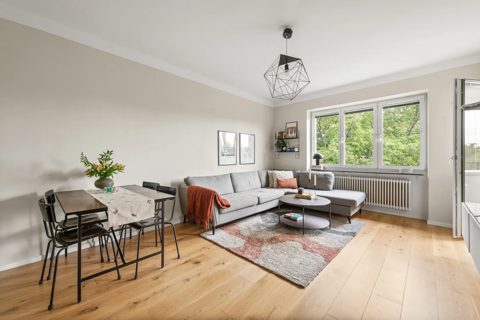 Bostadsrätt, Snörmakarvägen 49, 3 tr., Bromma / Åkeshov, Stockholm