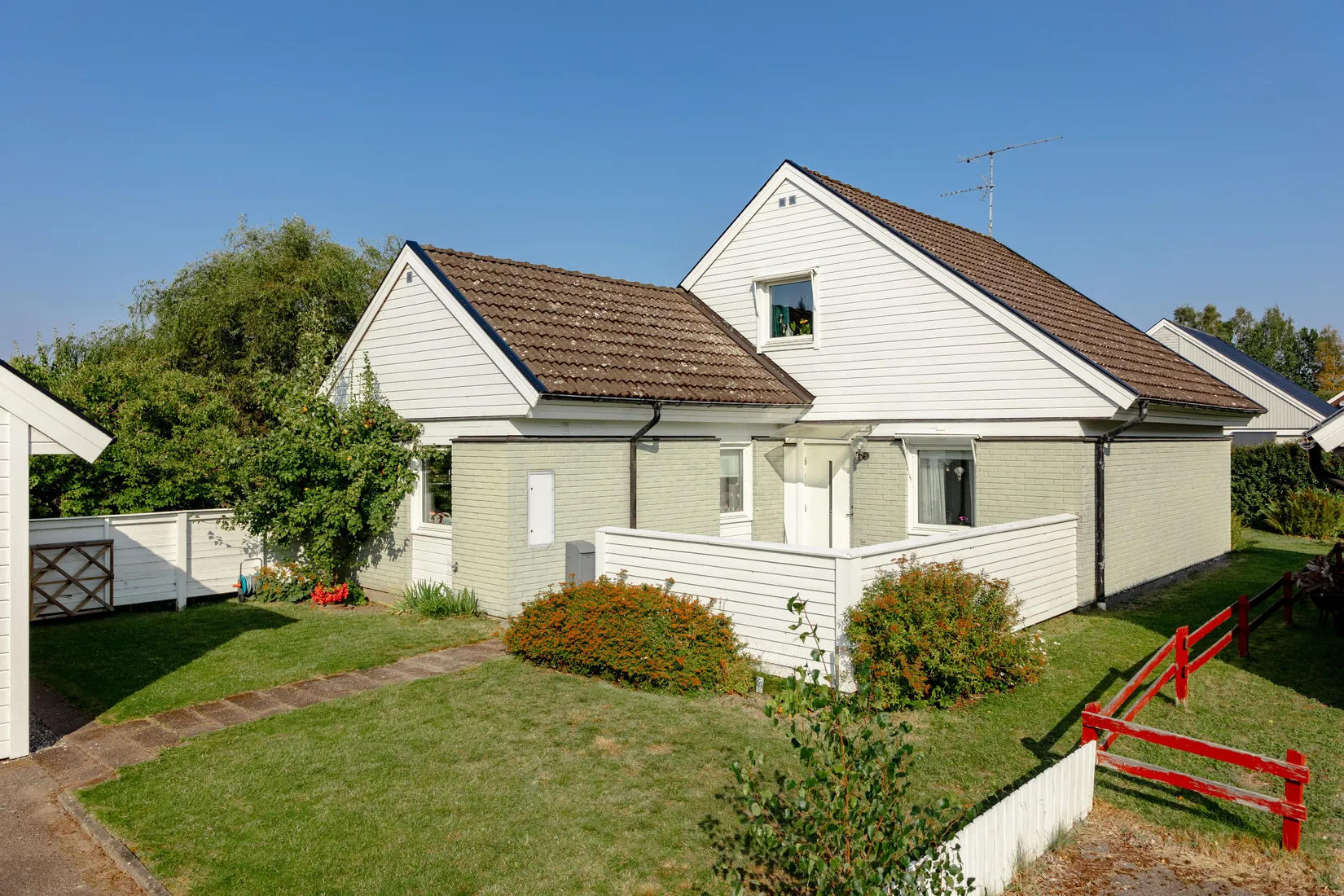 Villa, Husarvägen 12, Teleborg, Växjö