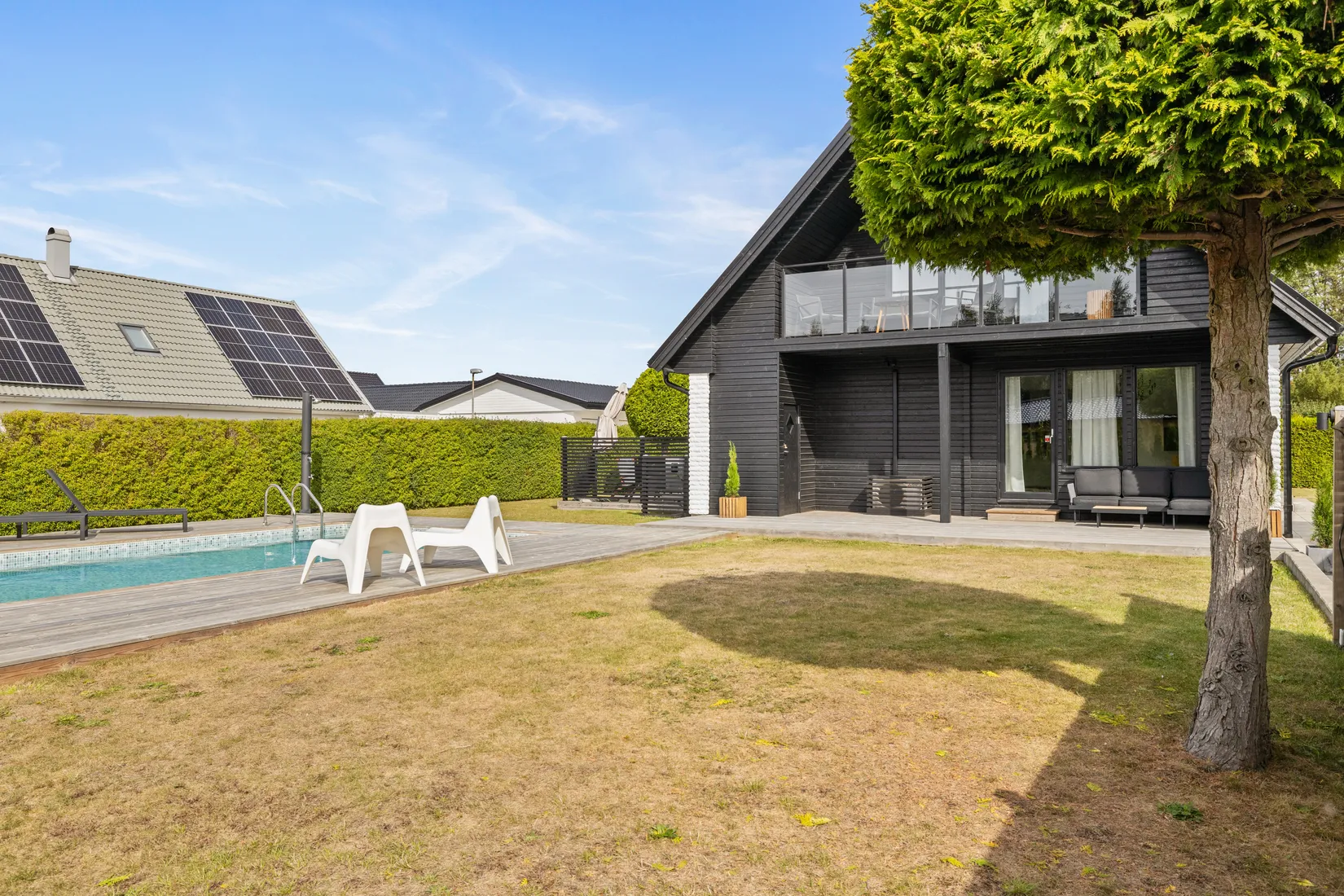 Villa, Almvägen 15, Nybrostrand, Ystad