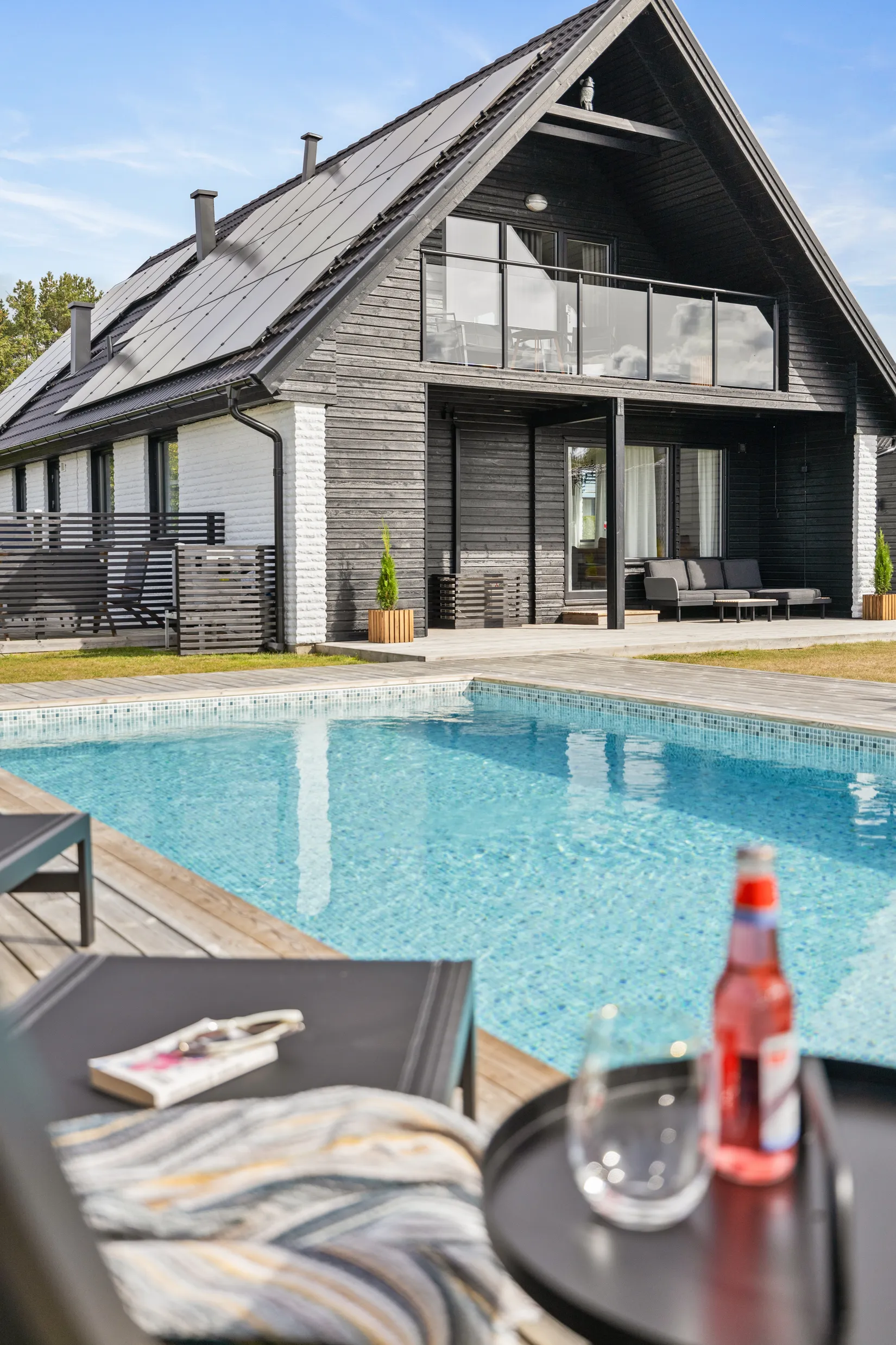 Villa, Almvägen 15, Nybrostrand, Ystad