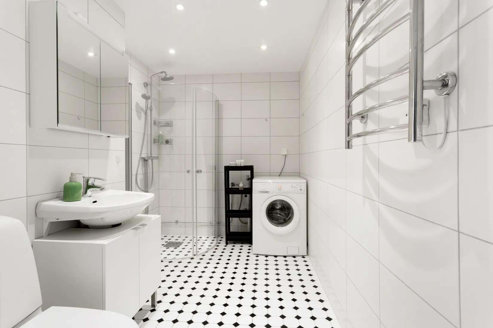 Bostadsrätt, Pilottorget 10, 3tr, Skarpnäck, Stockholm