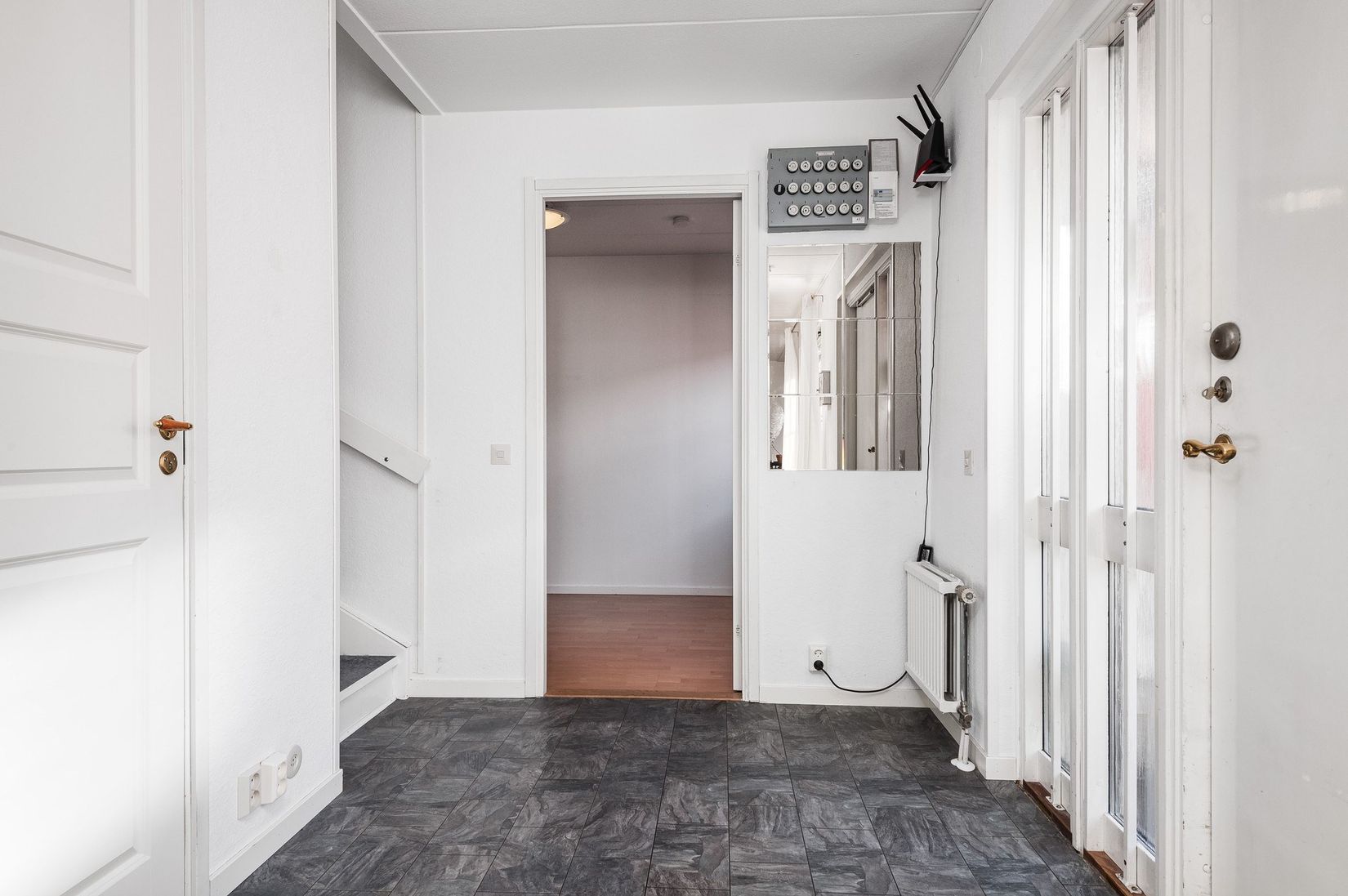 Radhus, Albert Engströms gata 154, Klockaretorpet, Norrköping