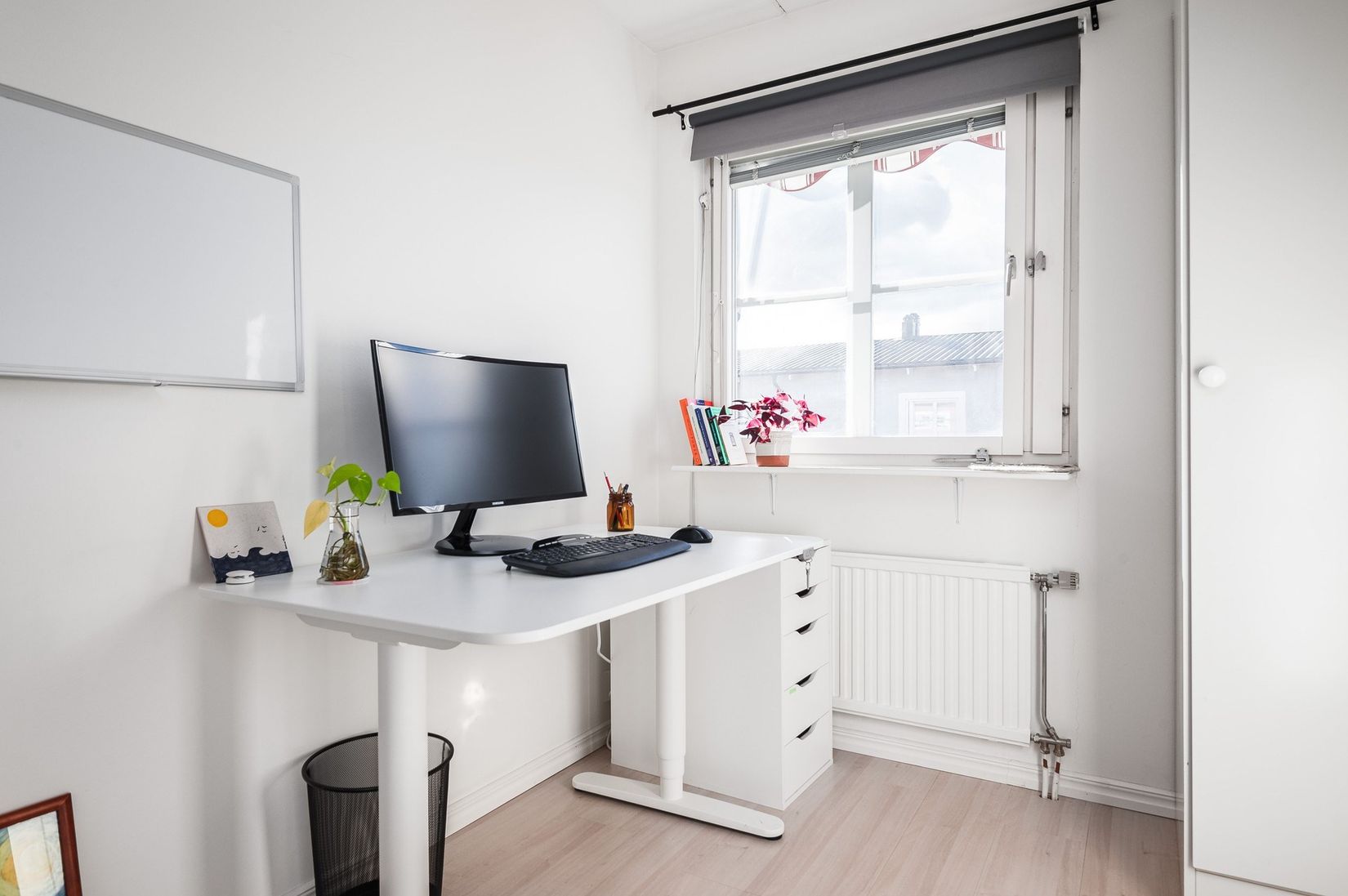 Radhus, Albert Engströms gata 154, Klockaretorpet, Norrköping