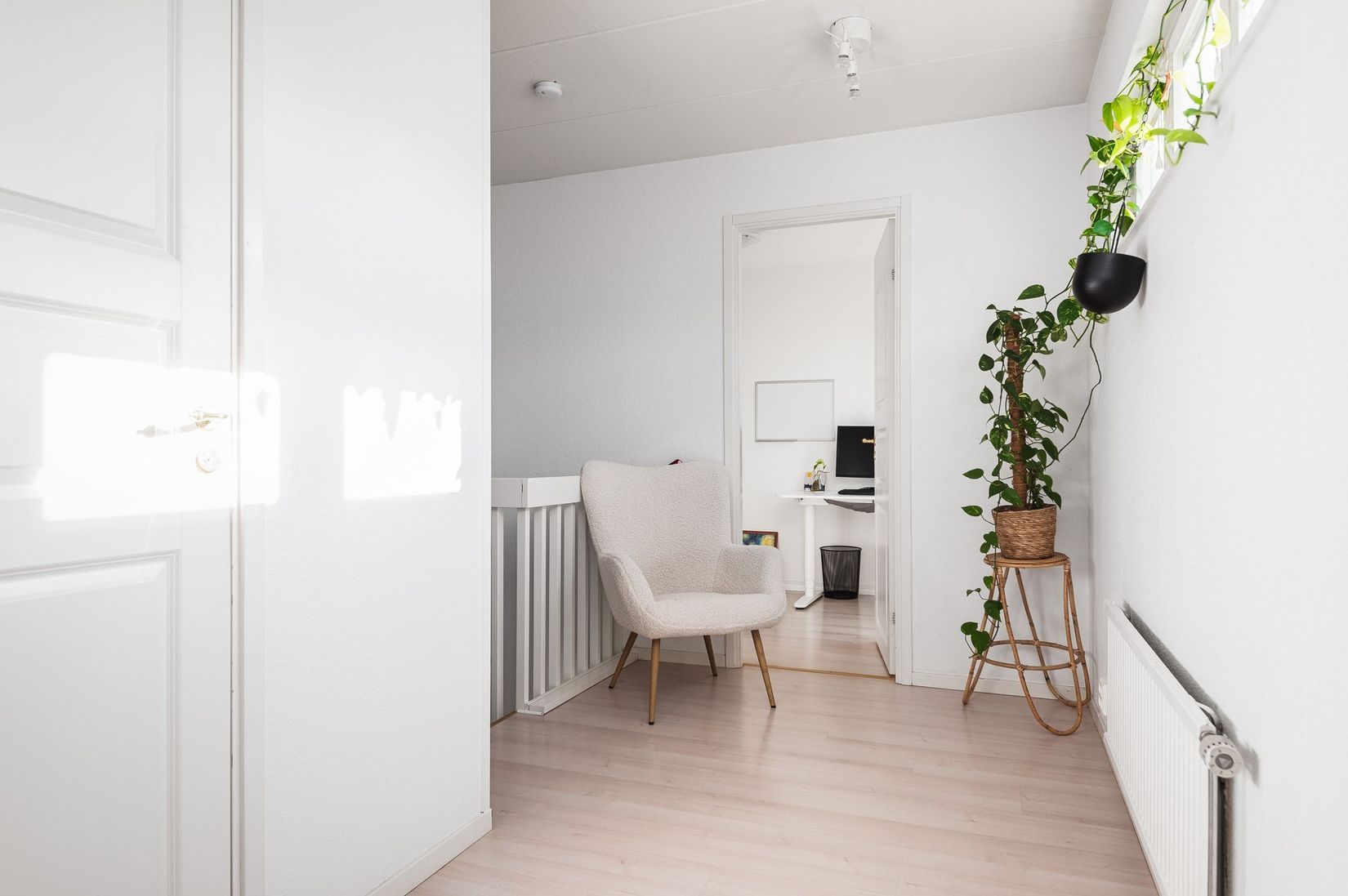 Radhus, Albert Engströms gata 154, Klockaretorpet, Norrköping