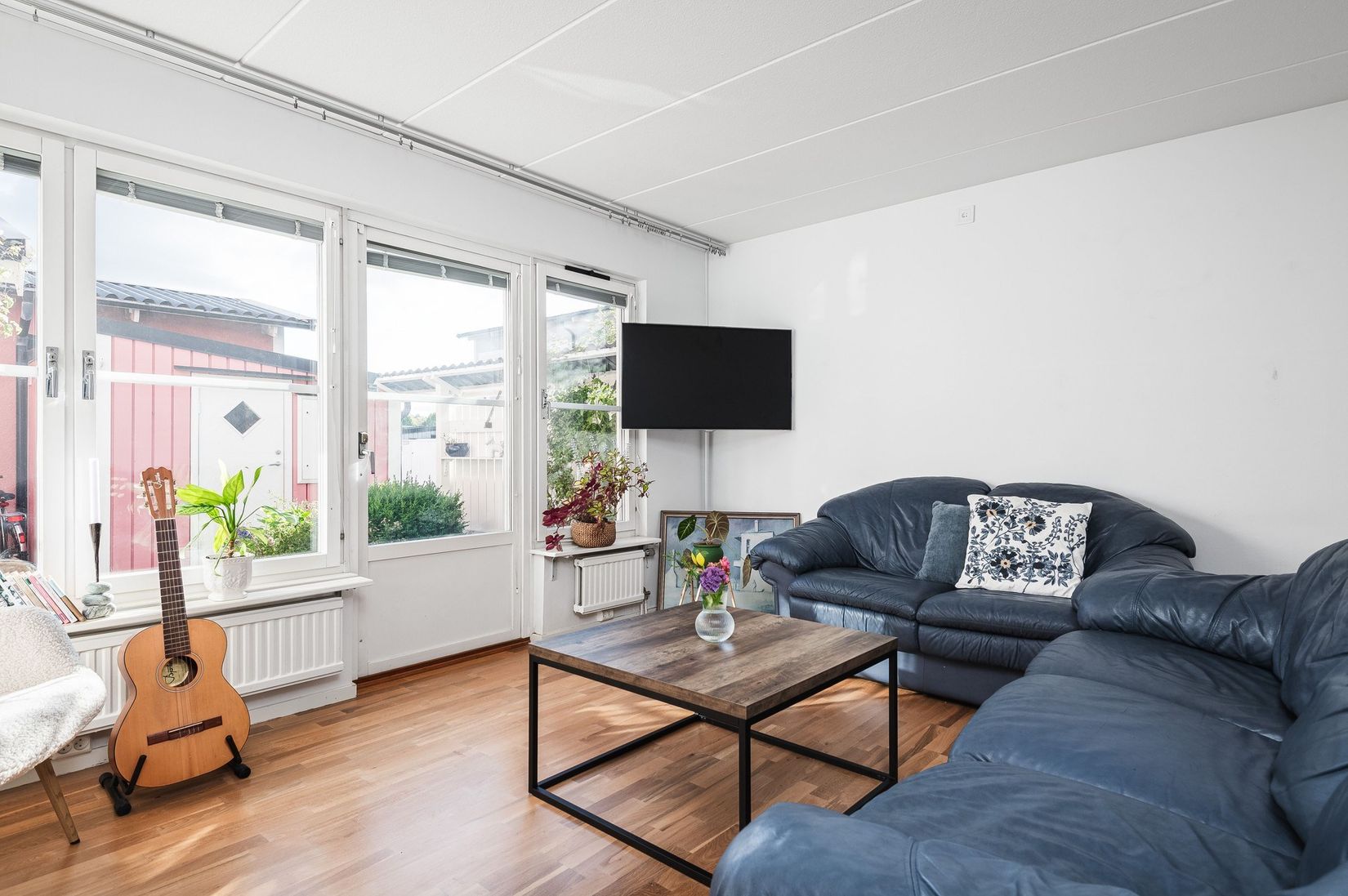 Radhus, Albert Engströms gata 154, Klockaretorpet, Norrköping