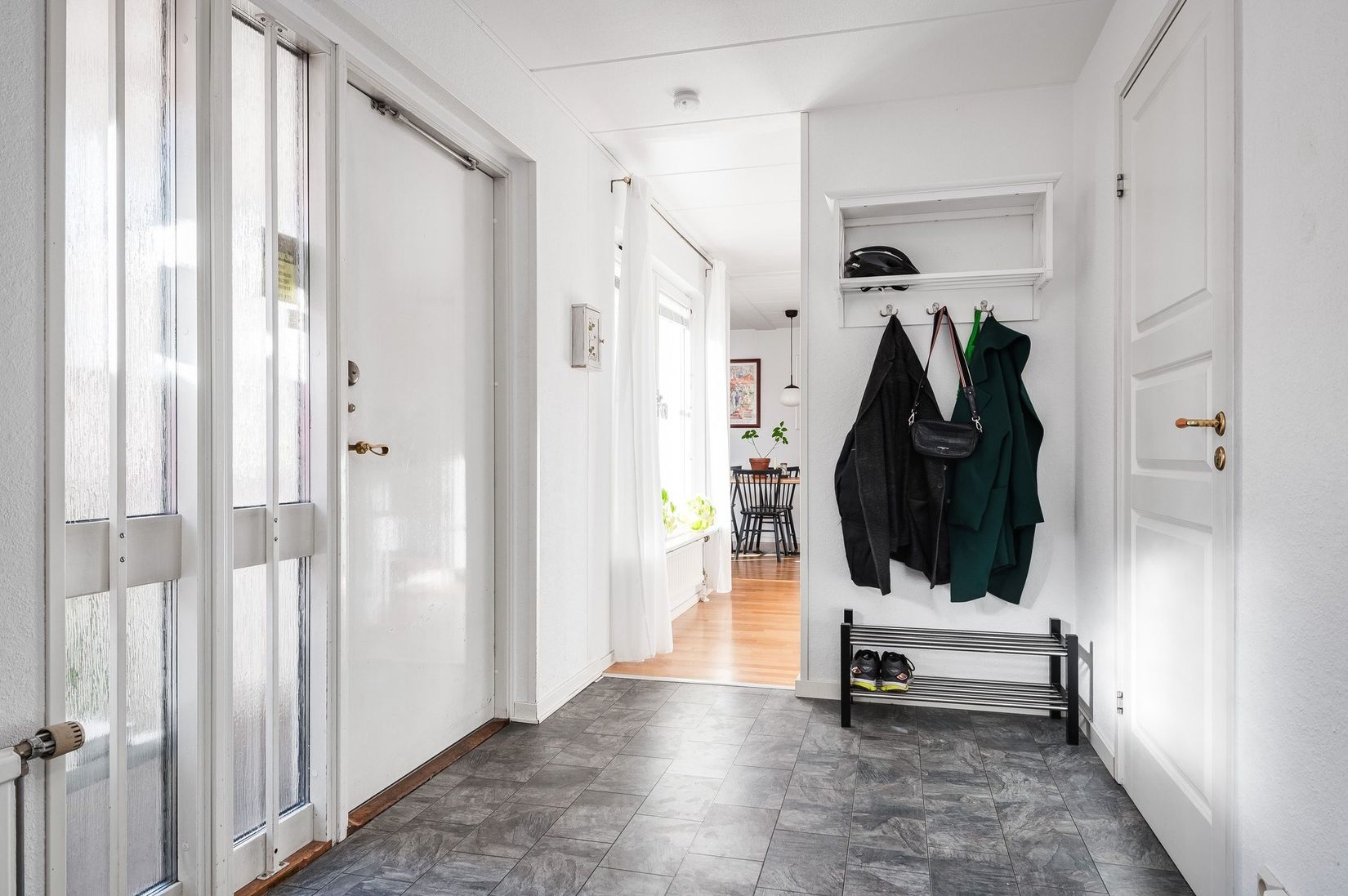 Radhus, Albert Engströms gata 154, Klockaretorpet, Norrköping