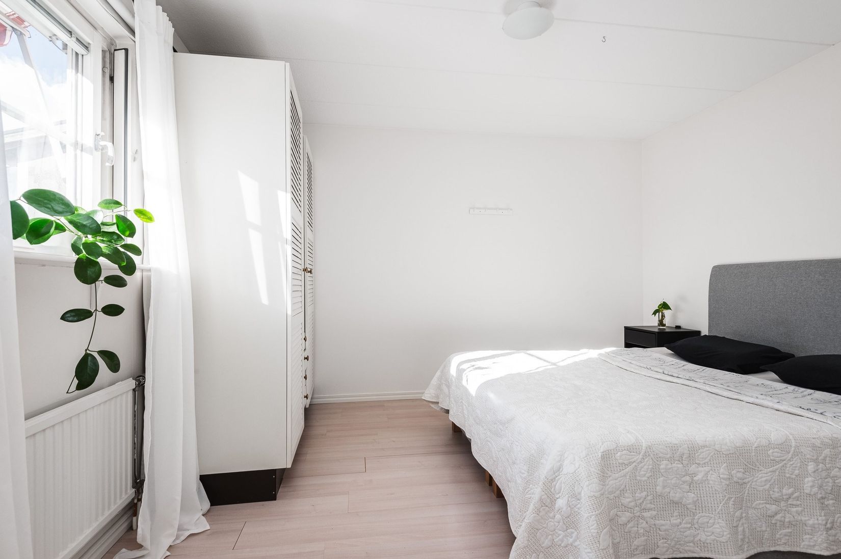 Radhus, Albert Engströms gata 154, Klockaretorpet, Norrköping