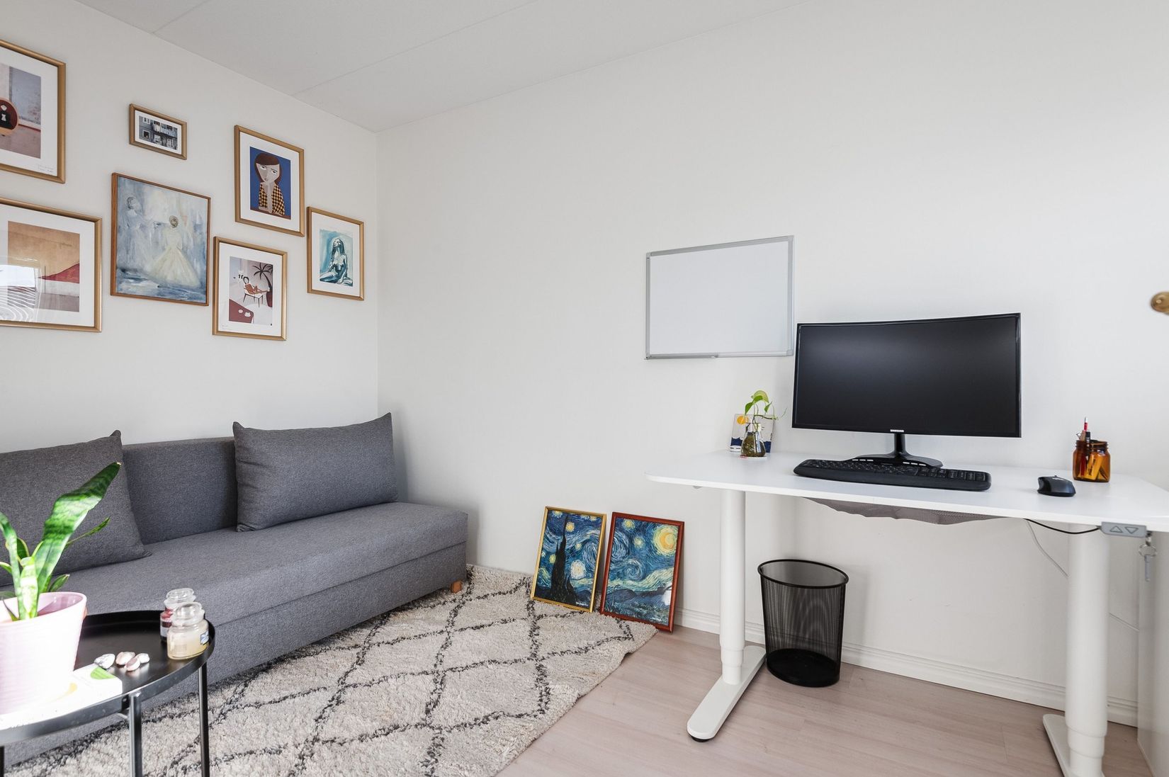 Radhus, Albert Engströms gata 154, Klockaretorpet, Norrköping