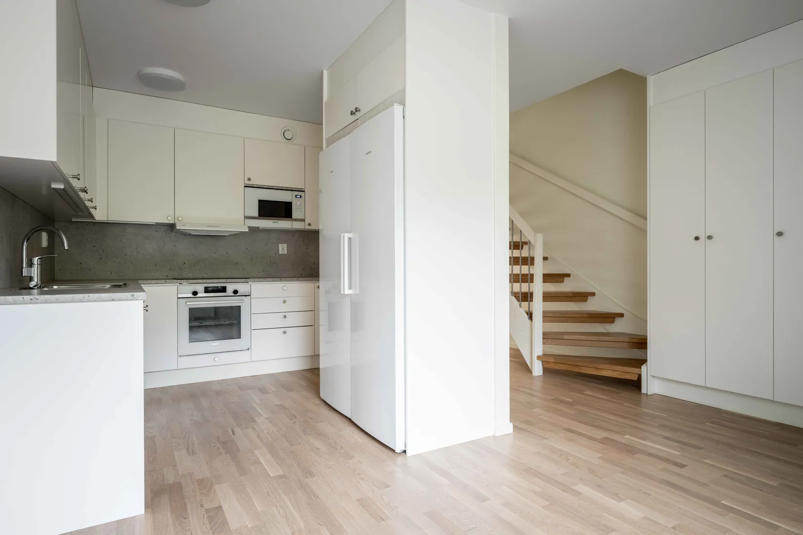 Bostadsrätt, Radhus, Viggholmsvägen 29, Skärholmen - Vårberg, Stockholm