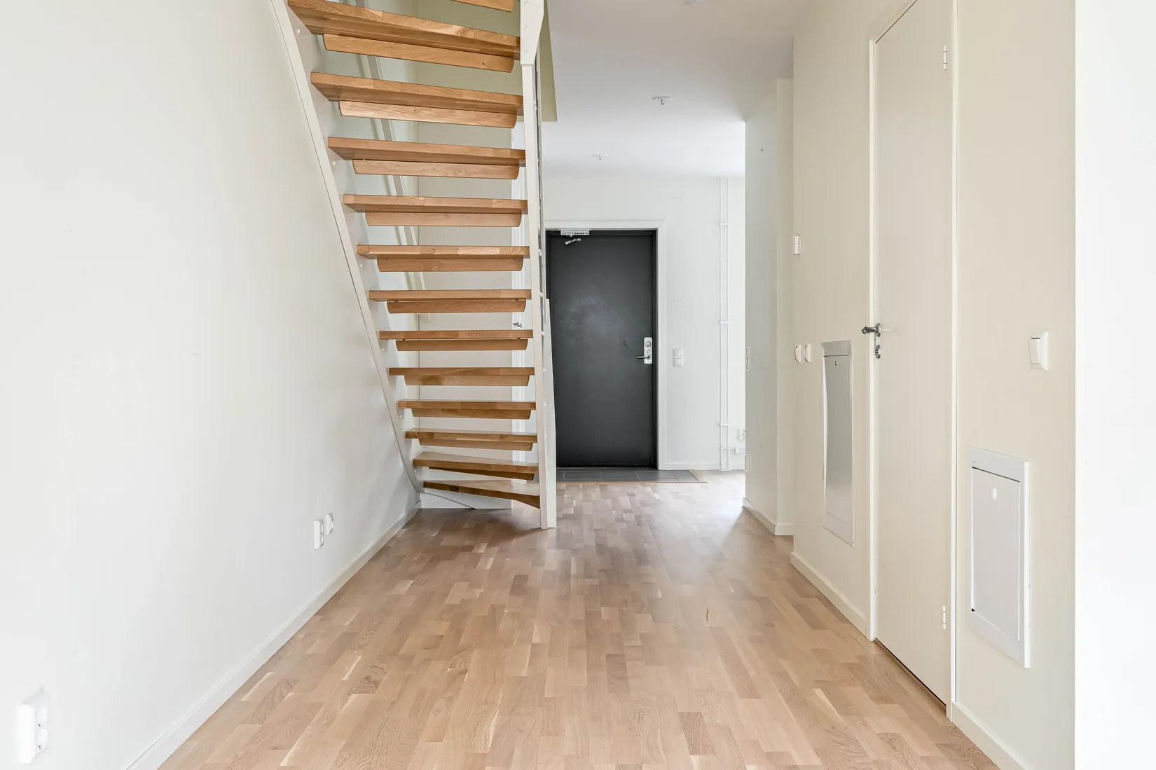 Bostadsrätt, Radhus, Viggholmsvägen 29, Skärholmen - Vårberg, Stockholm