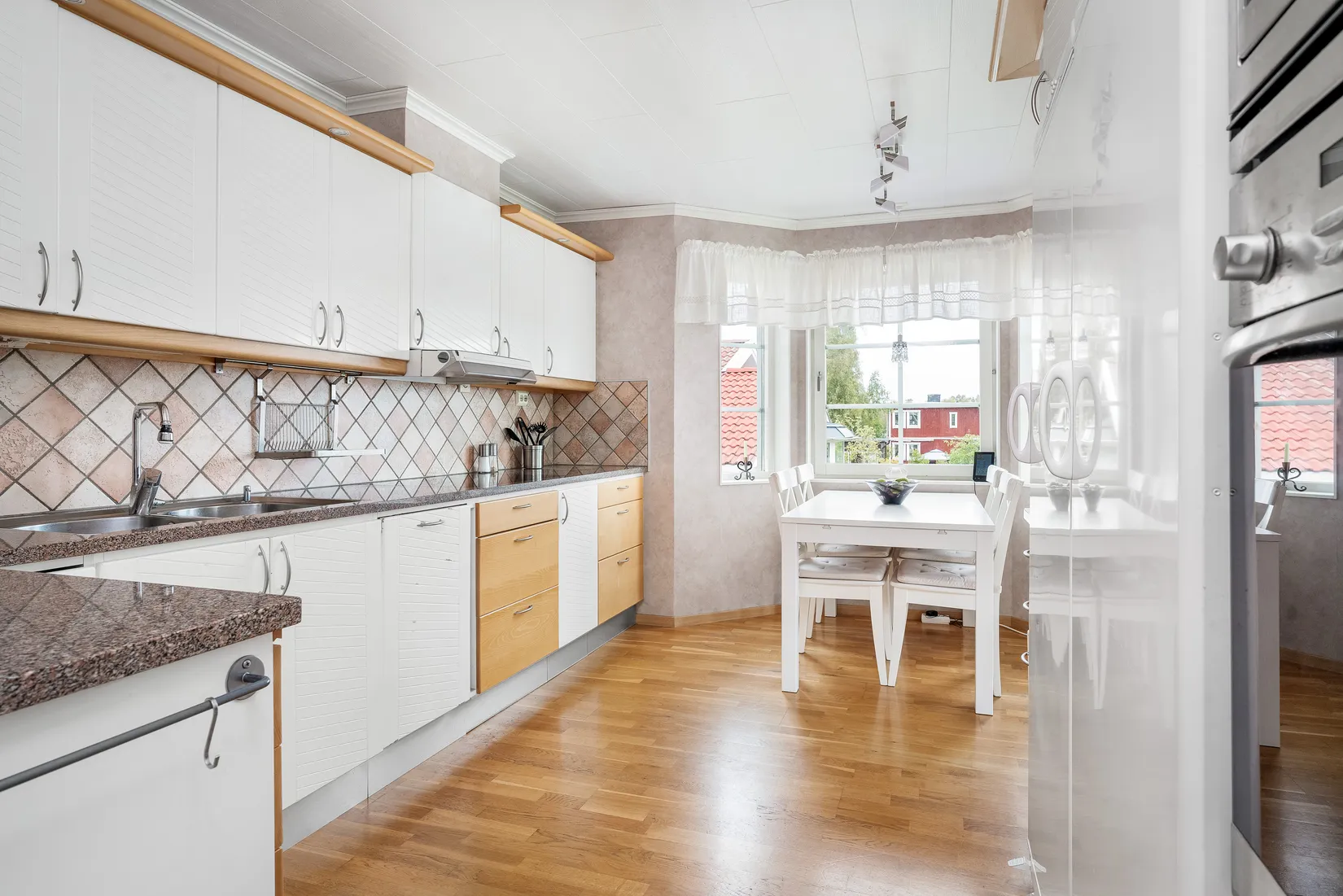 Villa, Stora Svängen 16, Nedre Aggerud, Karlskoga