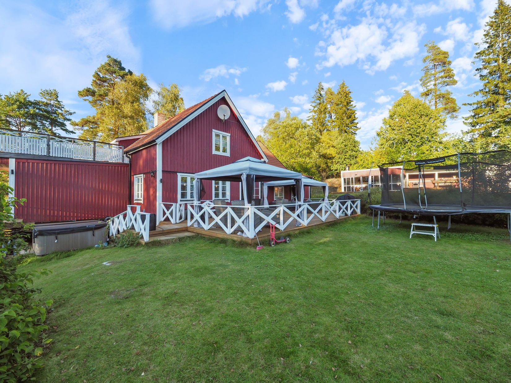 Villa, Grundbro Solbrinken 2, Strängnäs