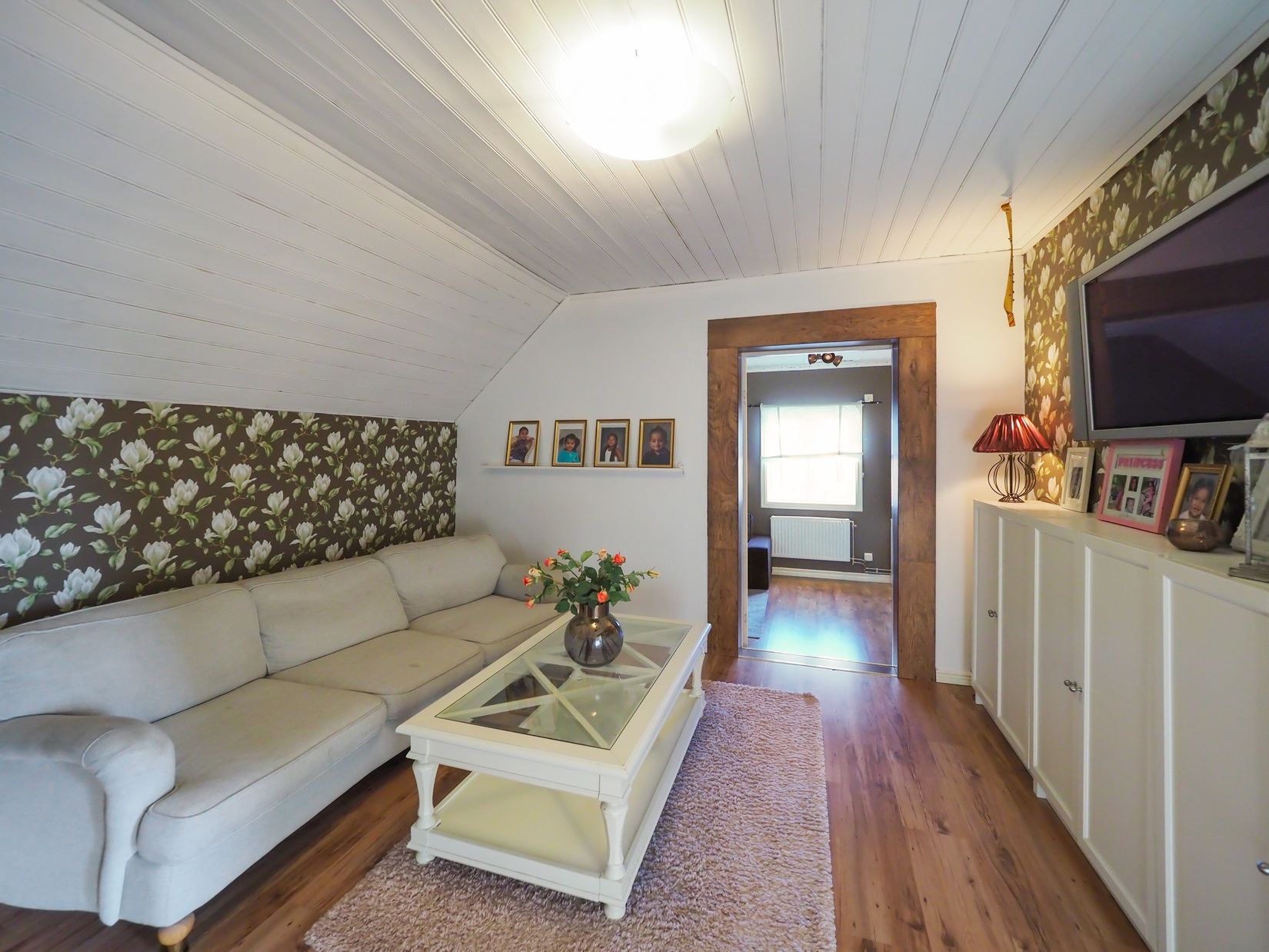 Villa, Grundbro Solbrinken 2, Strängnäs