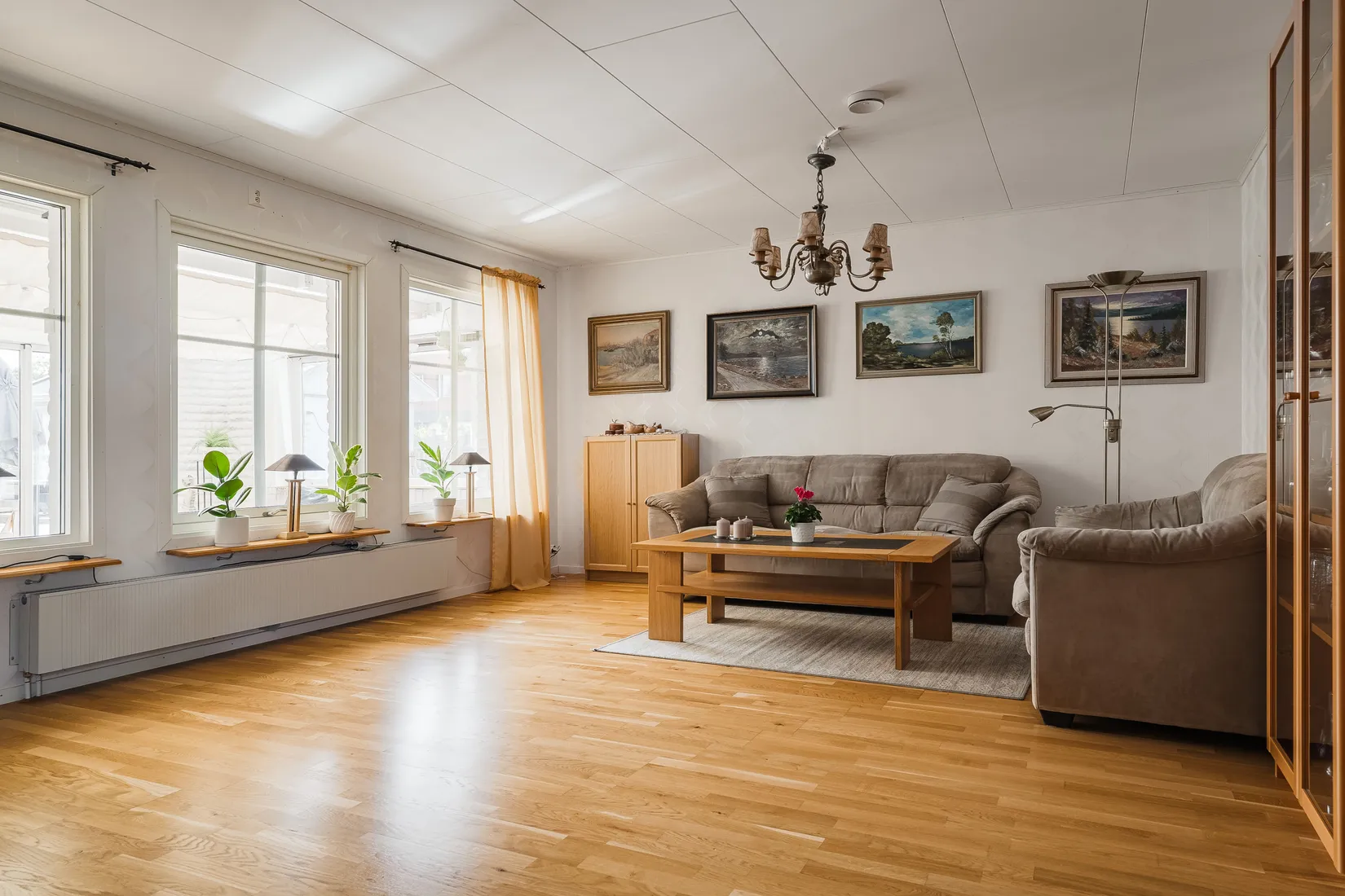 Villa, Vinbärsvägen 5, Lasstorp, Katrineholm
